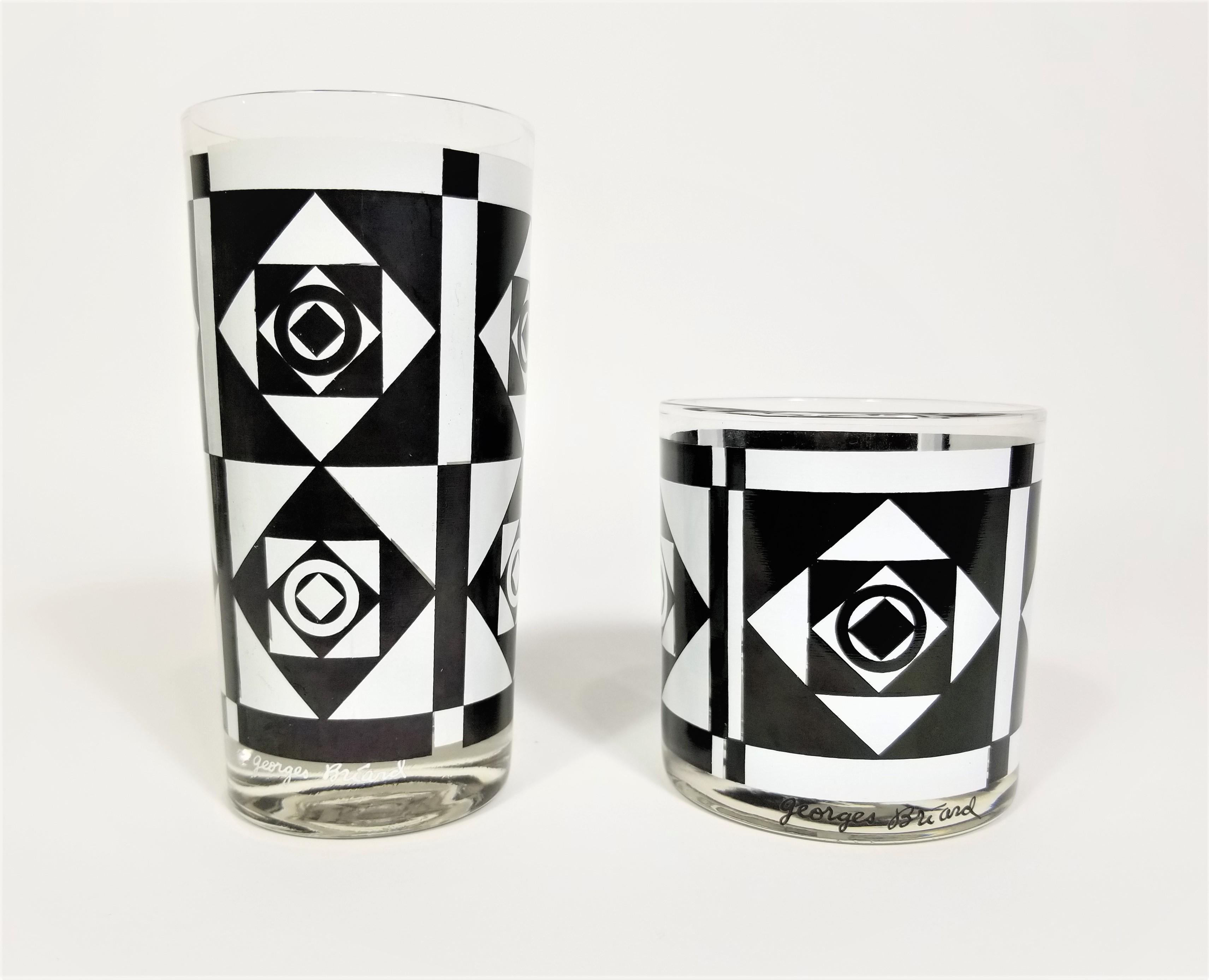 Georges Briard Signed 1960s Mod Glassware Barware Mid Century Set of 12 In Excellent Condition For Sale In New York, NY