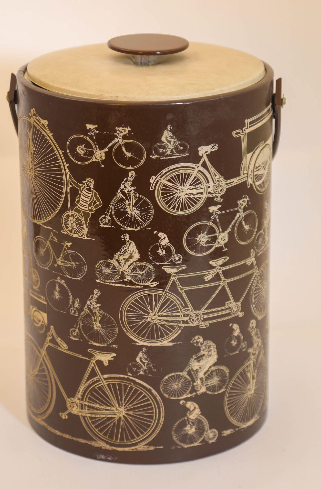 Georges Briard Signed Ice Bucket Brown Vinyl with Bicycle Design Vintage 1950s For Sale 6