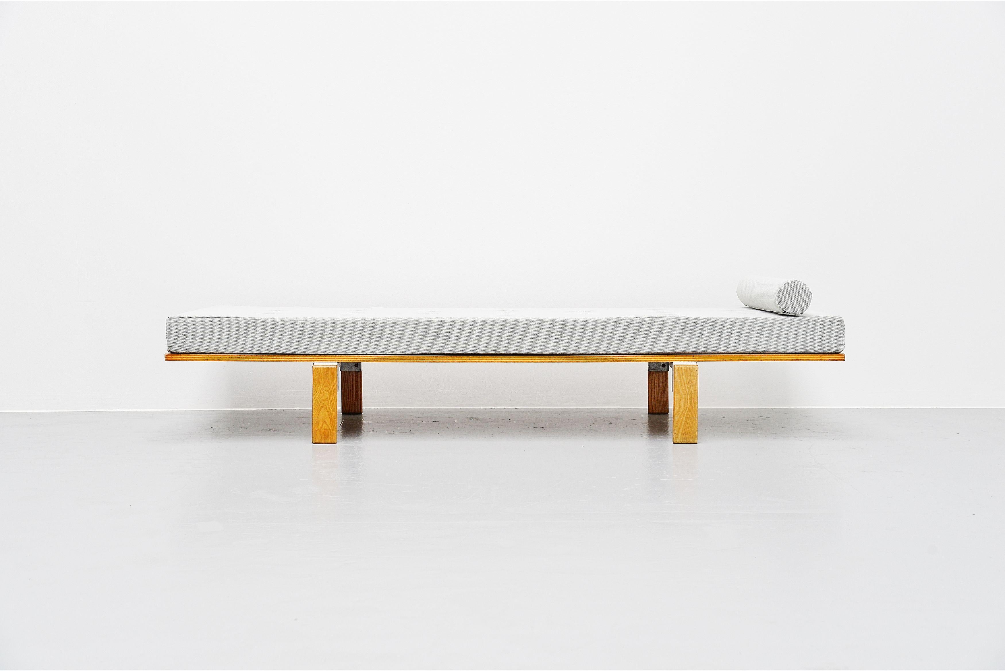 Mid-Century Modern Georges Candilis Anja Blomstedt Plein Daybed, France, 1969