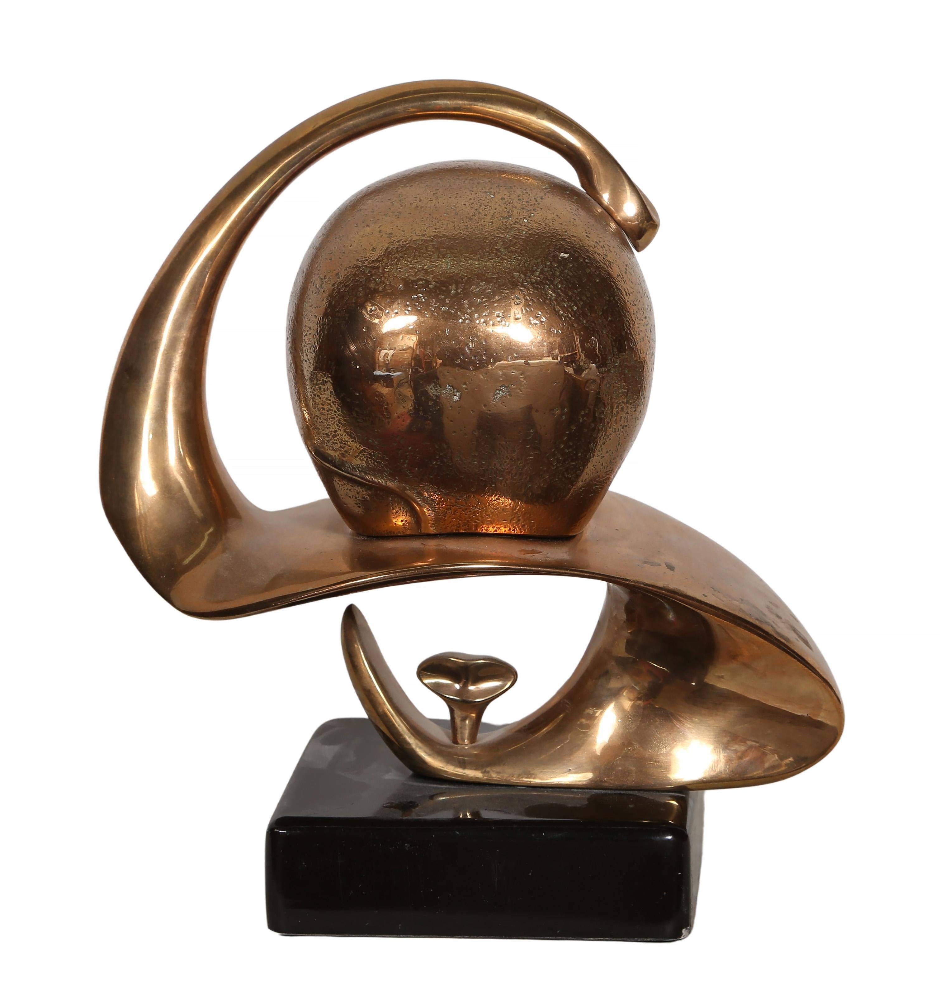 Figura pensante, escultura moderna de bronce patinado dorado de Georges Charpentier en venta 4