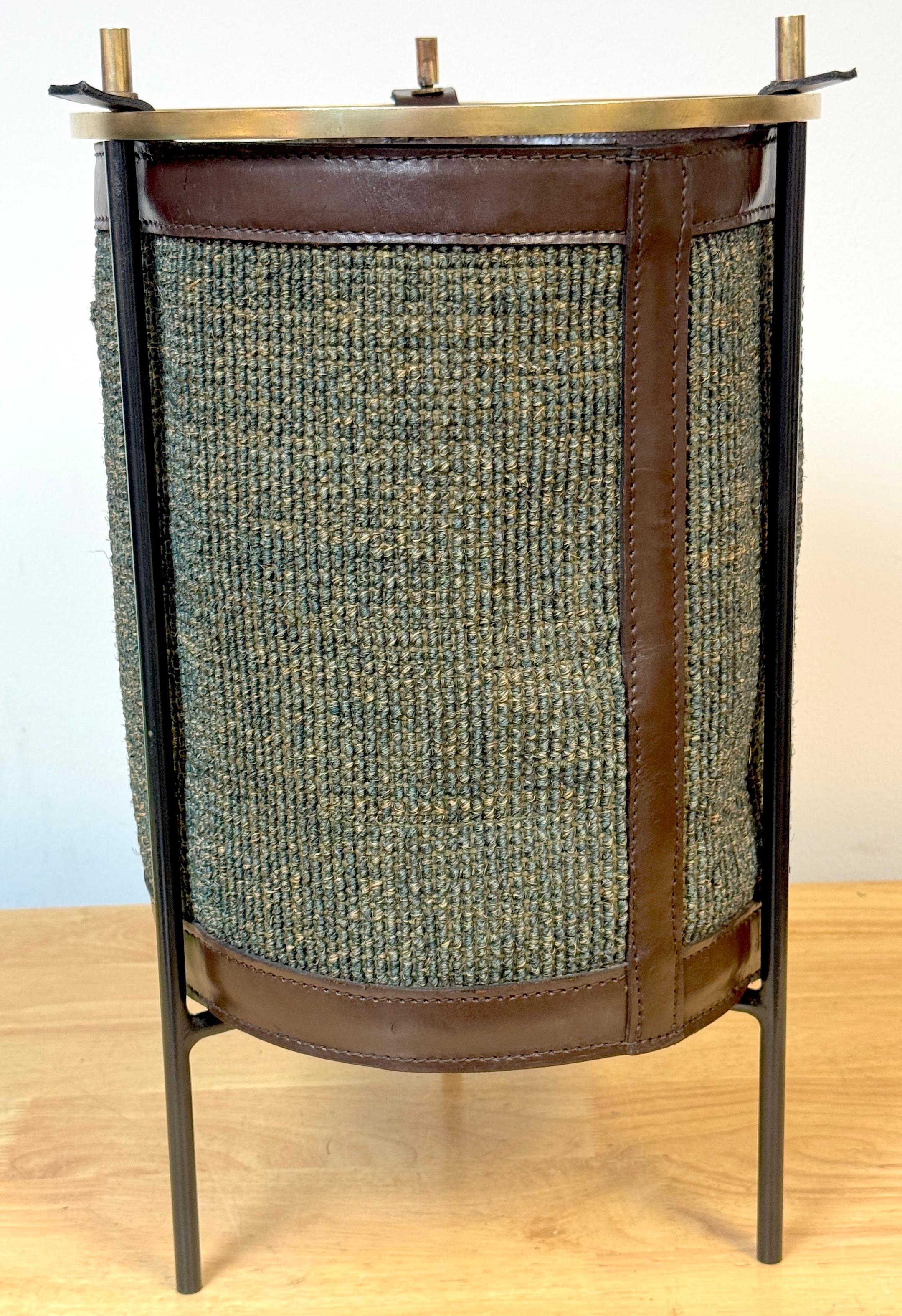 italien Panier/sac à déchets en cuir et tissu Georges Coslin, Italie, années 1960 en vente