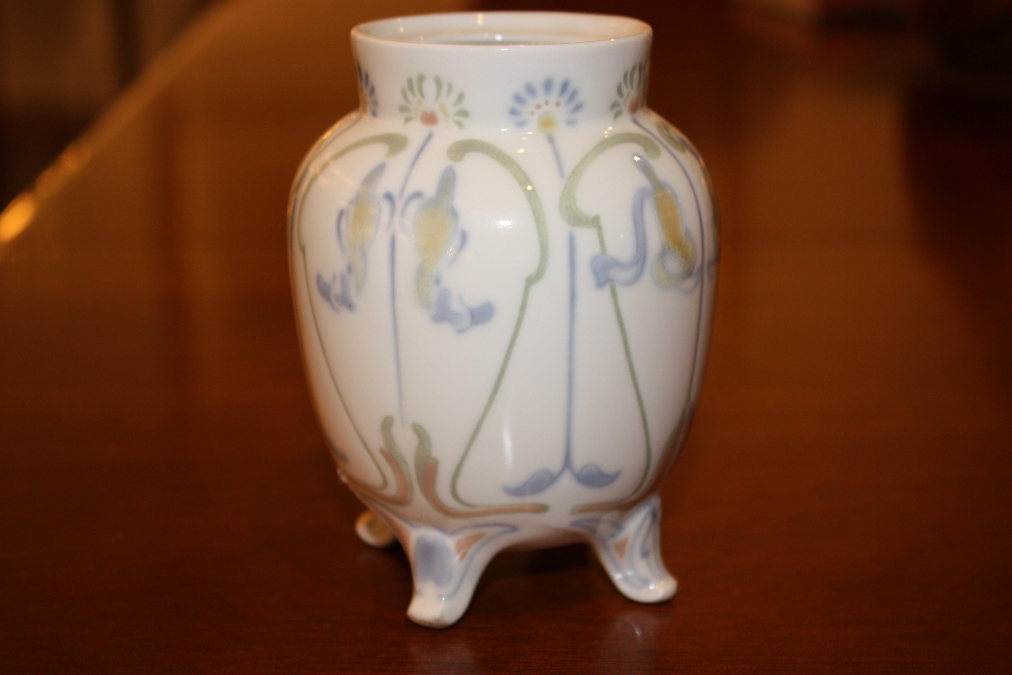 Ceramic Georges de Feure French Art Nouveau Covered Porcelain Jar For Sale