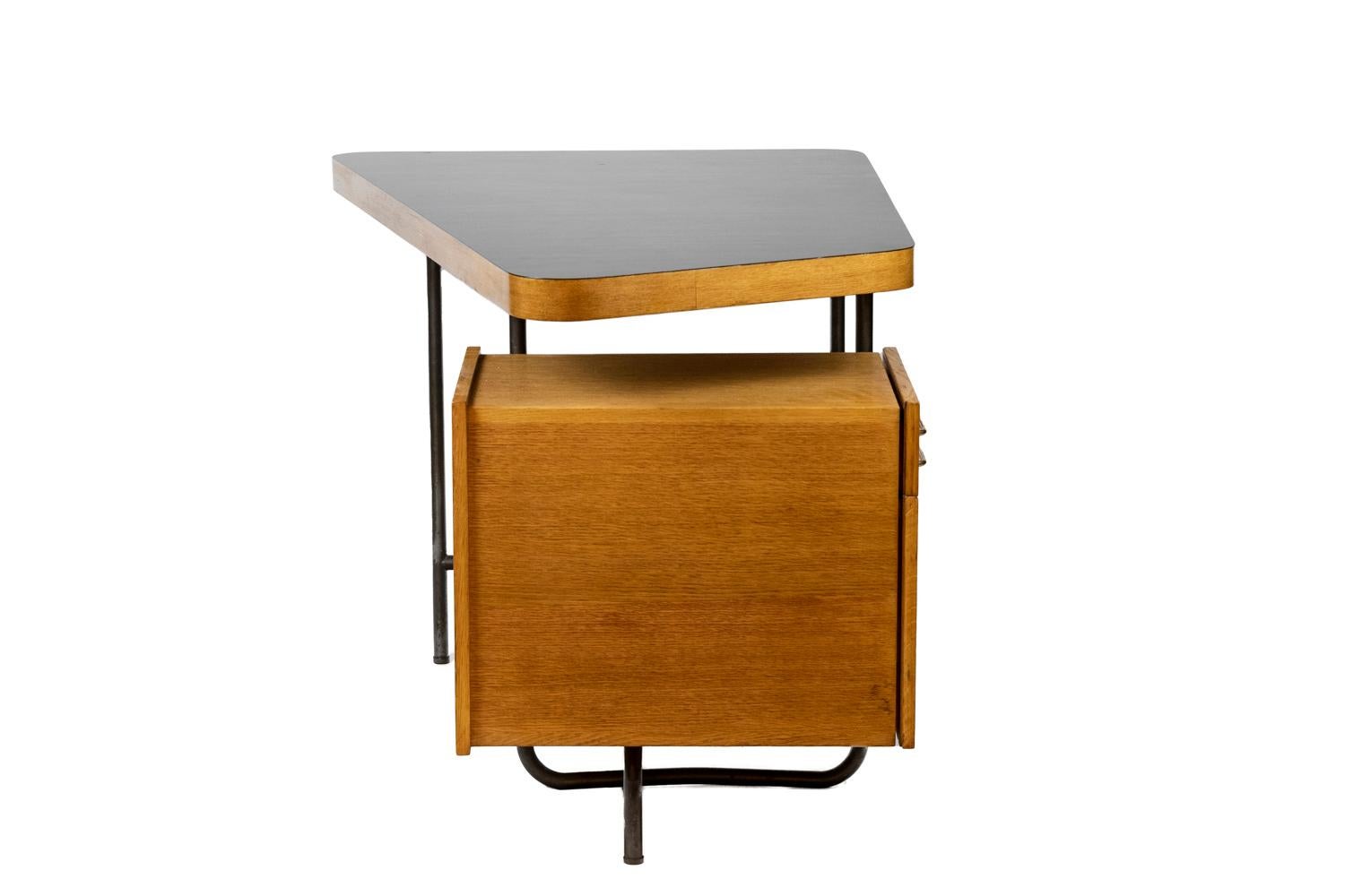 Georges Frydman, Desk in oak and metal, 1950s In Excellent Condition In Saint-Ouen, FR