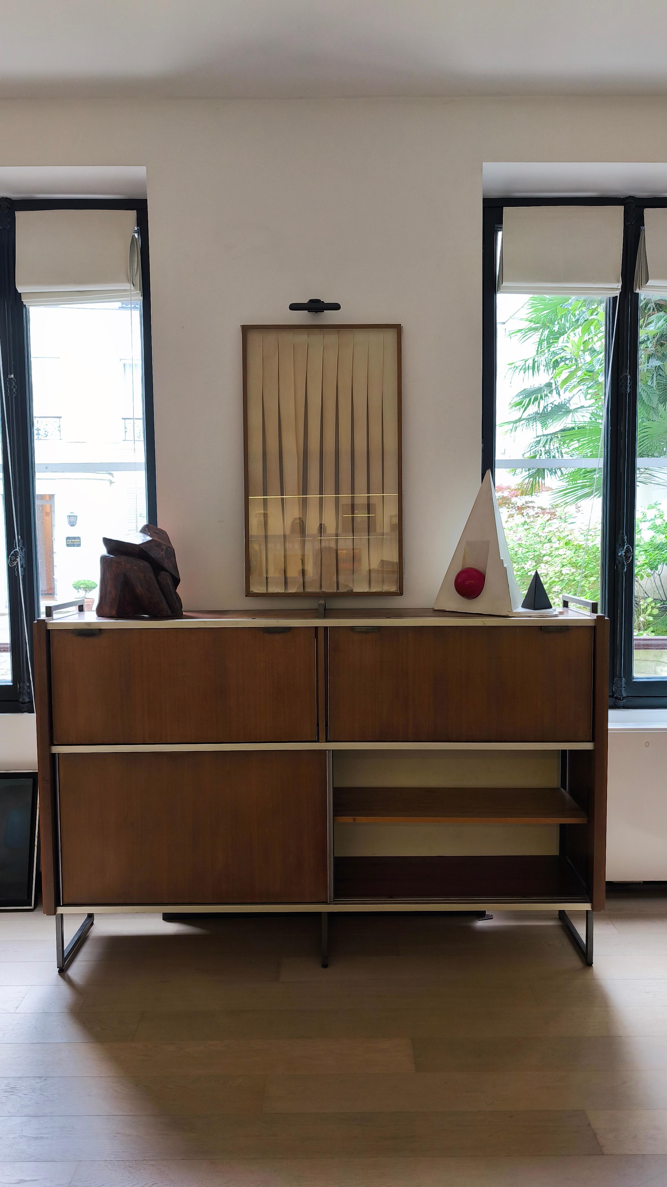 Buffet en noyer Georges Frydman, édition EFA, années 1960 Bon état - En vente à Paris, FR