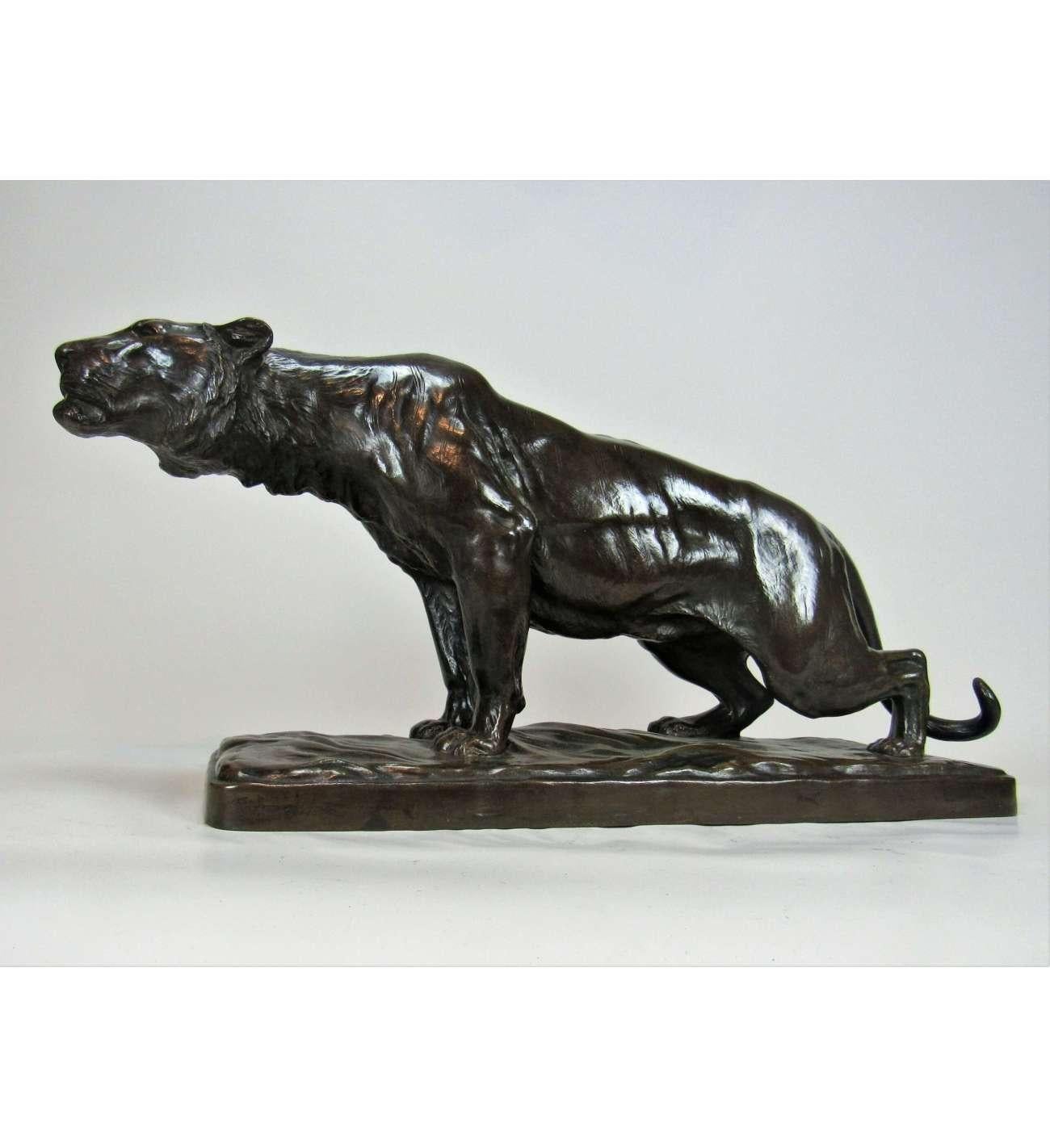 Georges Gardet - (1863-1939)+ Bronce fundido, Pantera al acecho en venta 4