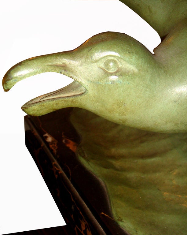 Art déco Georges H. Laurent  Sculpture d'animaux mouettes en bronze d'époque Art Déco, France, 1930 en vente