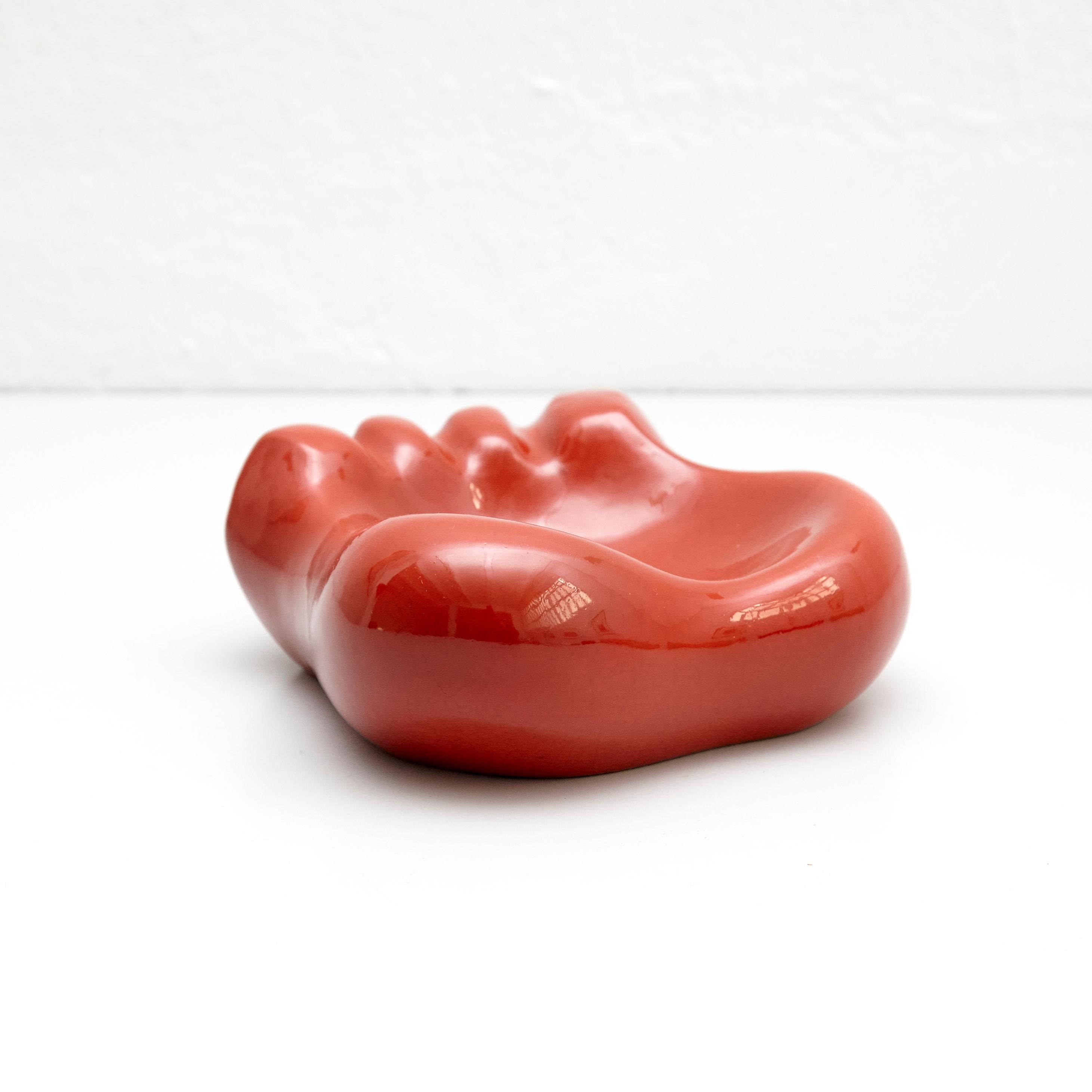 Georges Jouve and Mathieu Matégot Patte D'ours Red Ceramic Ashtray, circa 1950 4