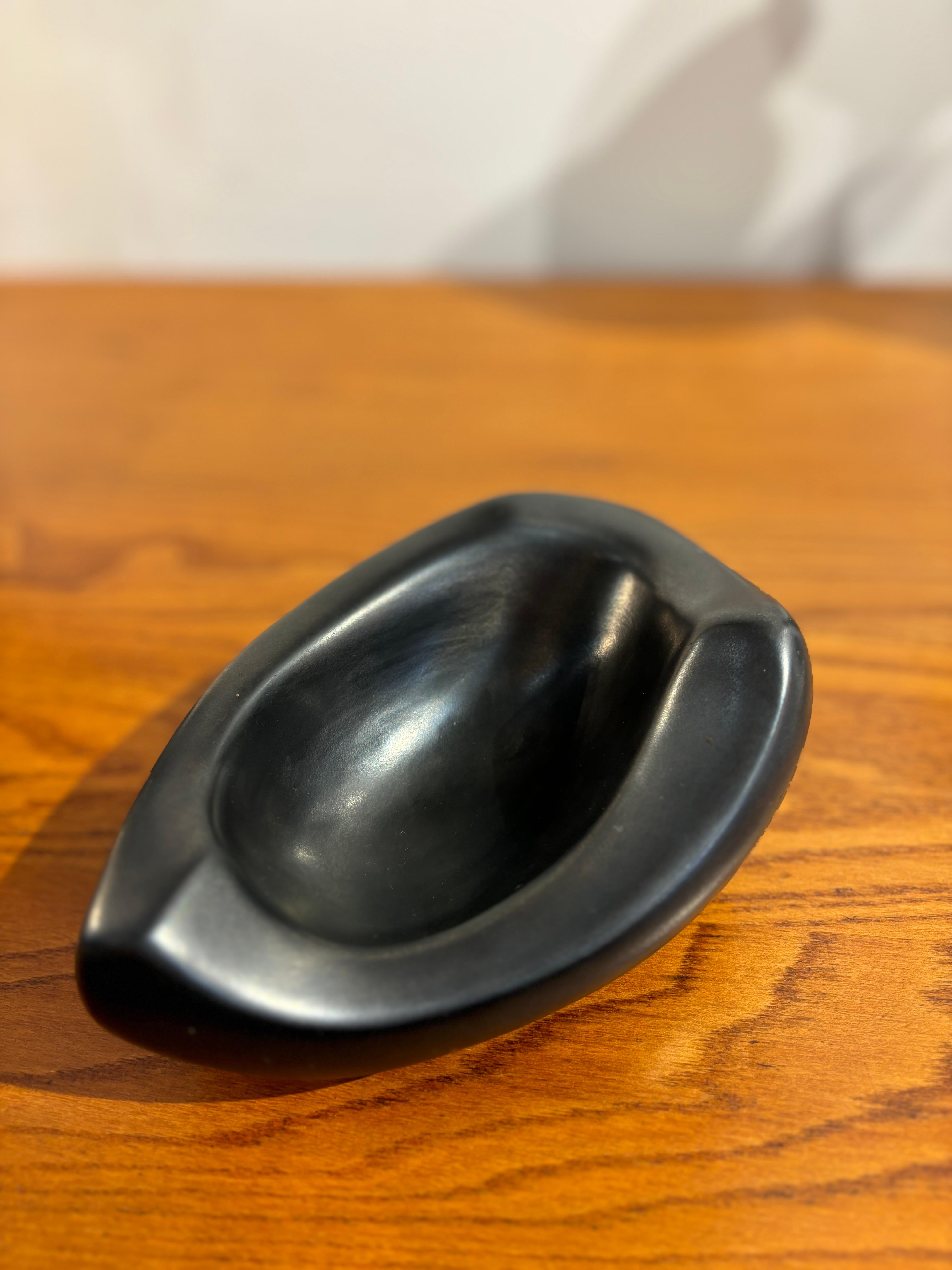 Georges Jouve Aschenbecher 6