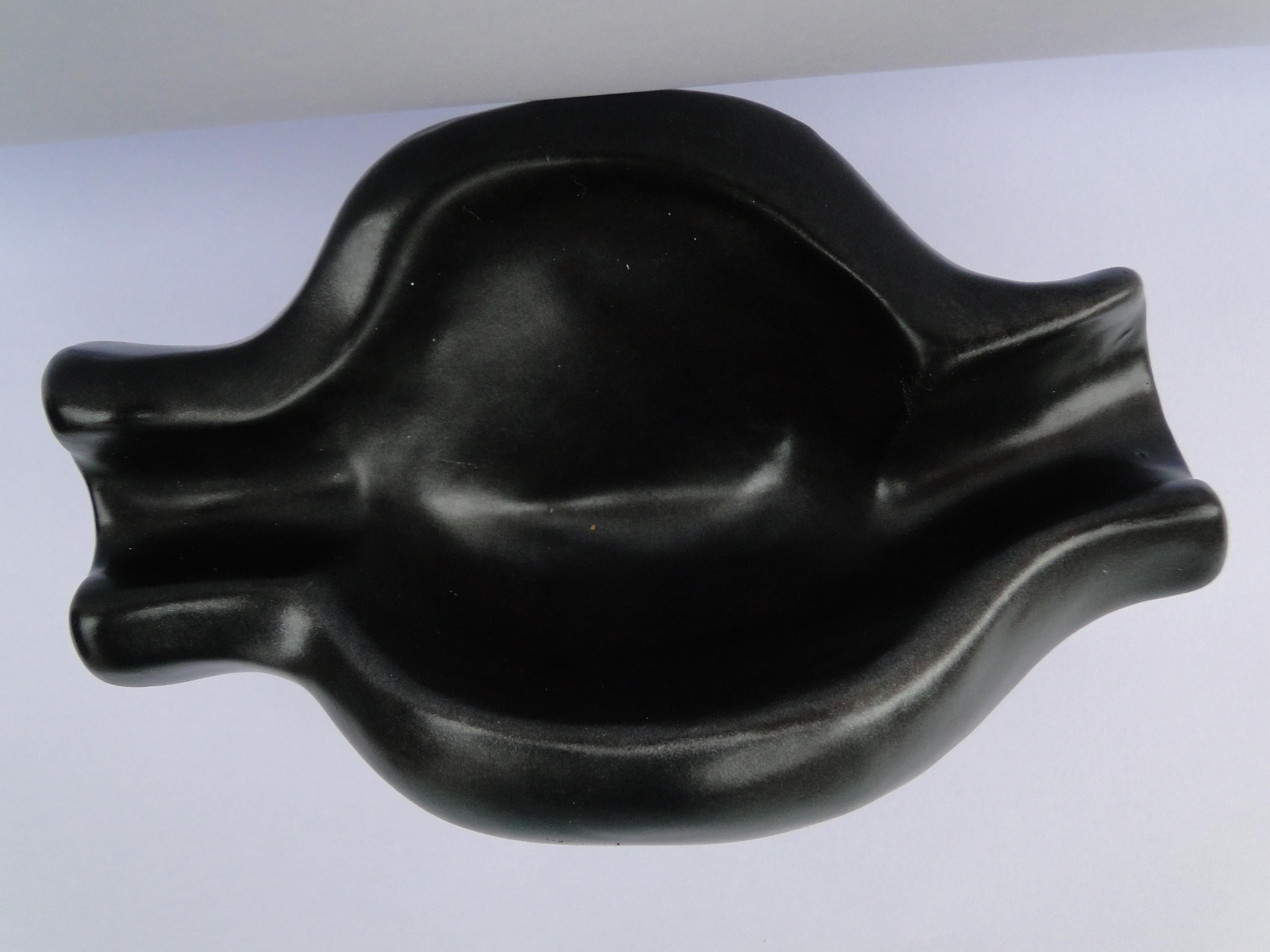 Francese Georges Jouve Francia Piatto in ceramica nera Capolavoro in vendita