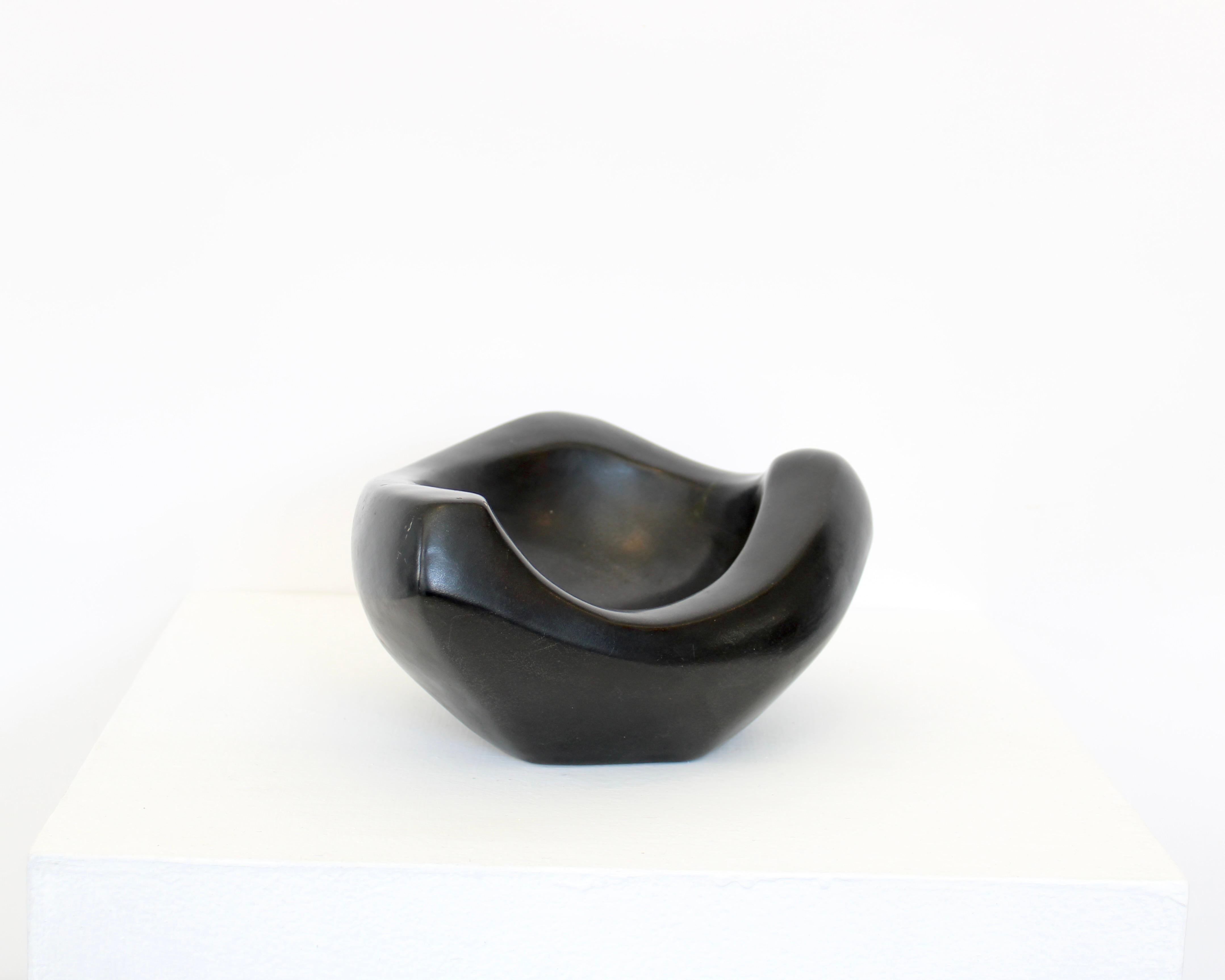 Georges Jouve Französisch Keramik Künstler Schwarz Coupe (Moderne der Mitte des Jahrhunderts) im Angebot