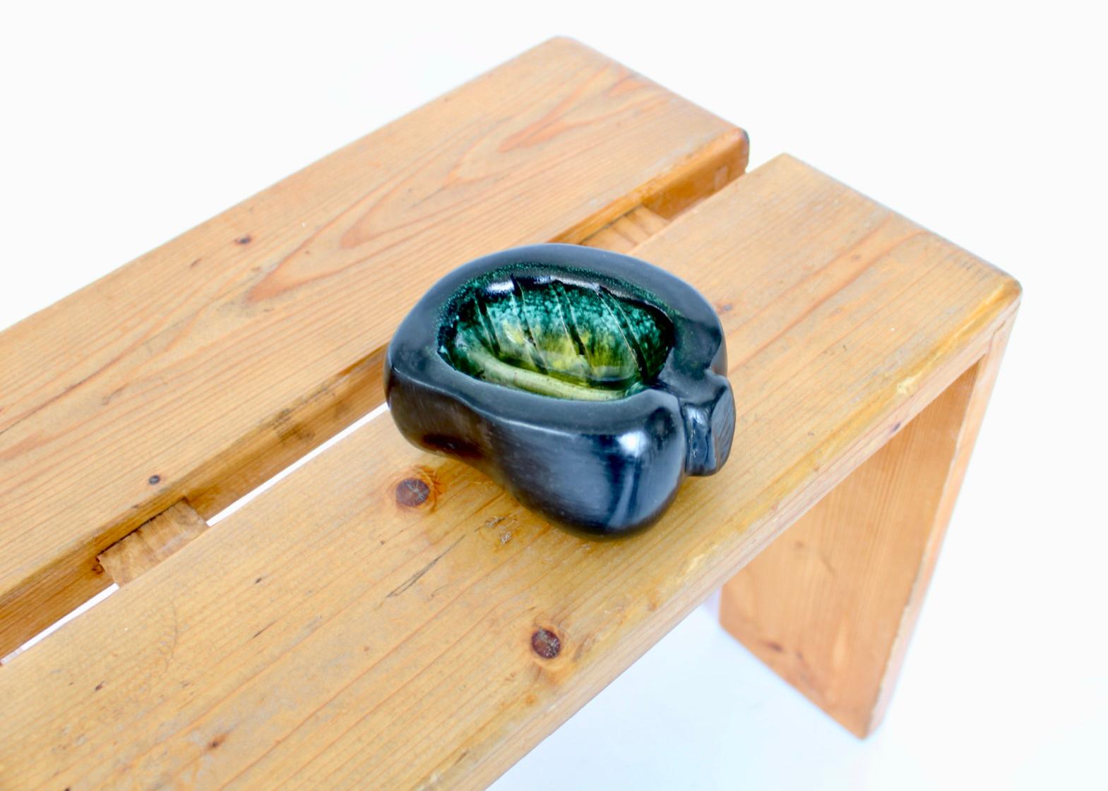 Georges Jouve Plato Artista Francés de Cerámica Motivo Hoja Cerámico en venta