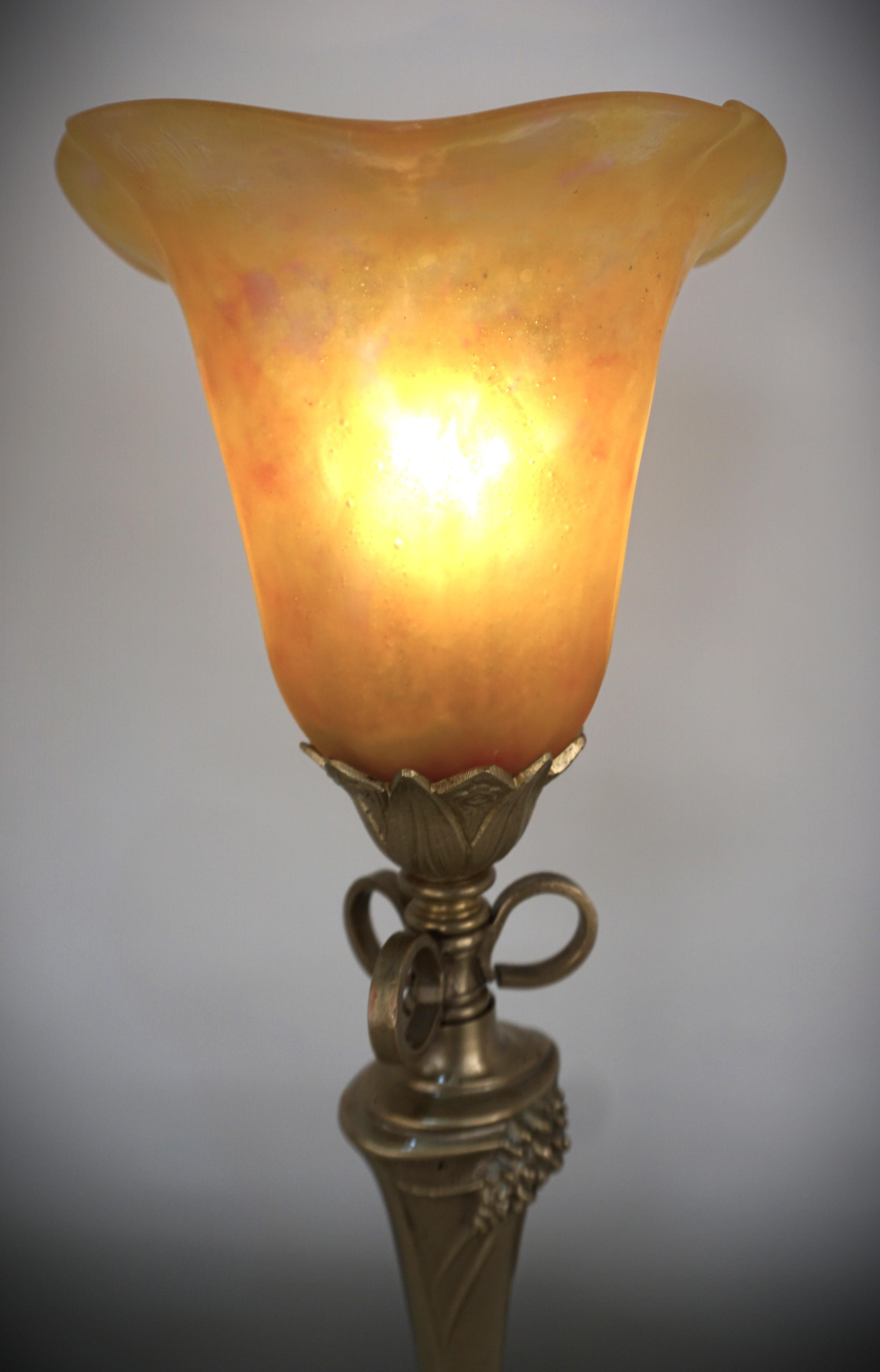 Georges Leleu- Daum Nancy French Art Nouveau Bronze Table Lamp In Good Condition For Sale In Fairfax, VA