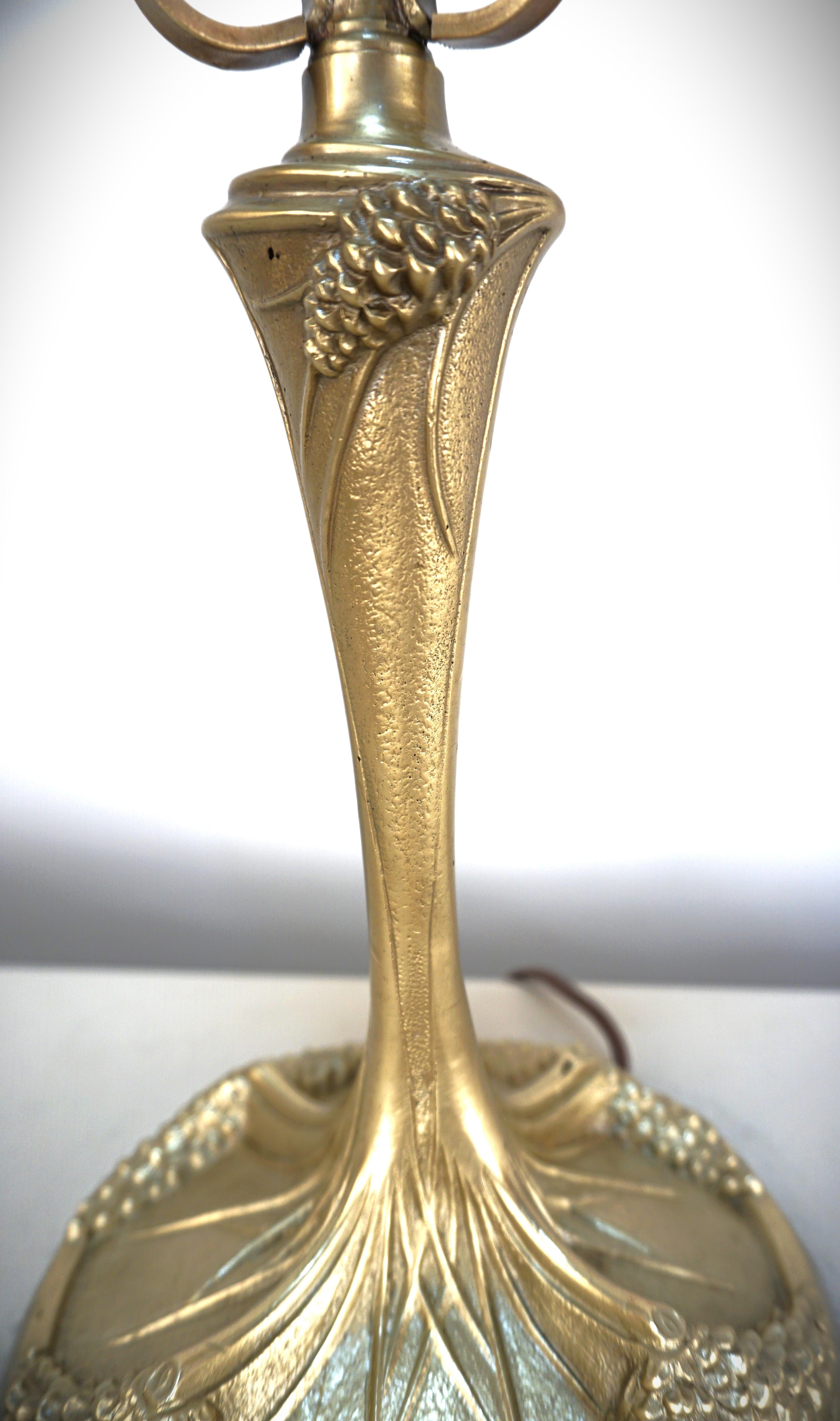 Georges Leleu- Daum Nancy French Art Nouveau Bronze Table Lamp For Sale 3
