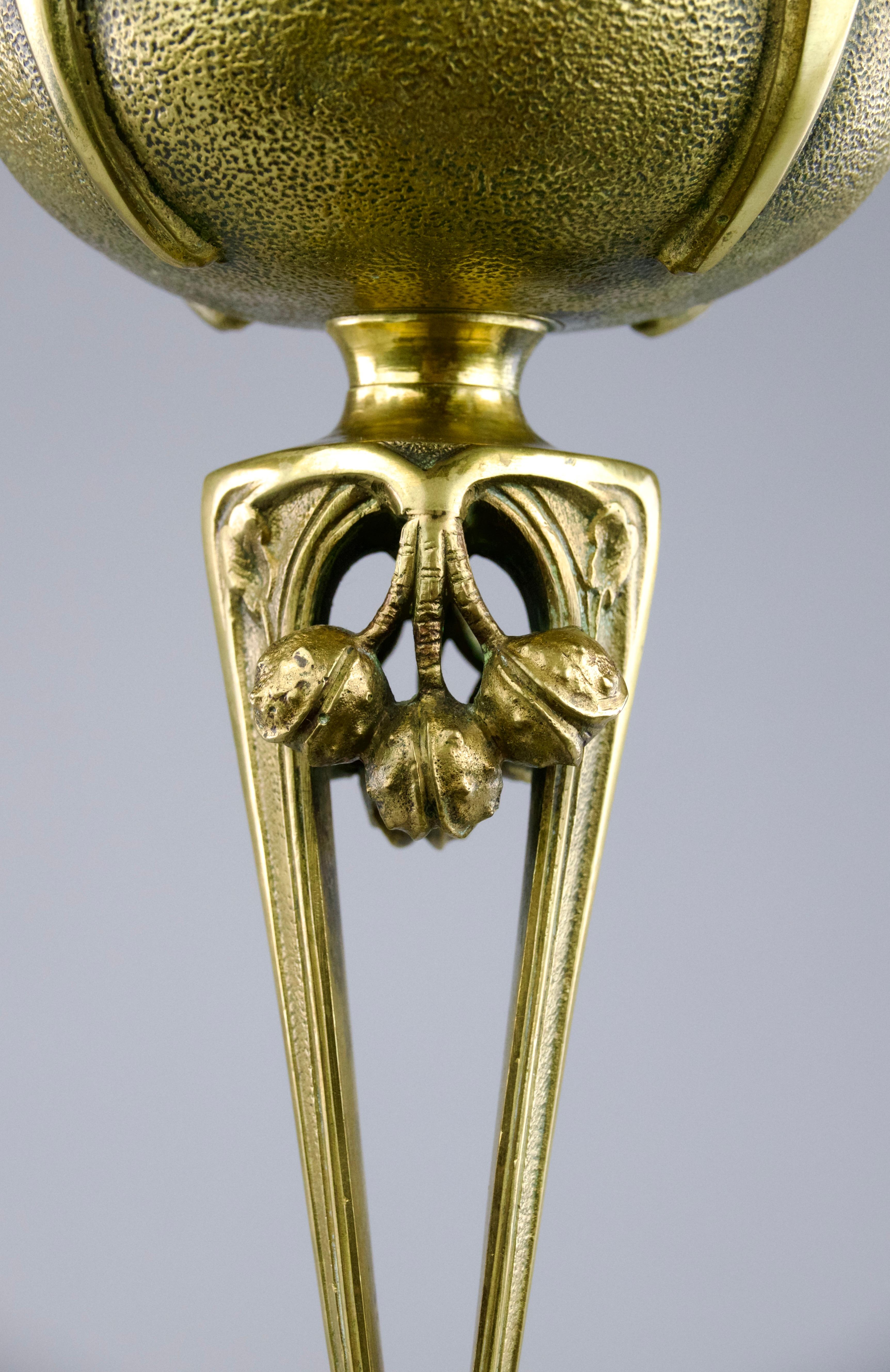 Bronze Georges Leleu / L.R. Apollon, Antique Oil Lamp, French Art Nouveau 19th Century For Sale