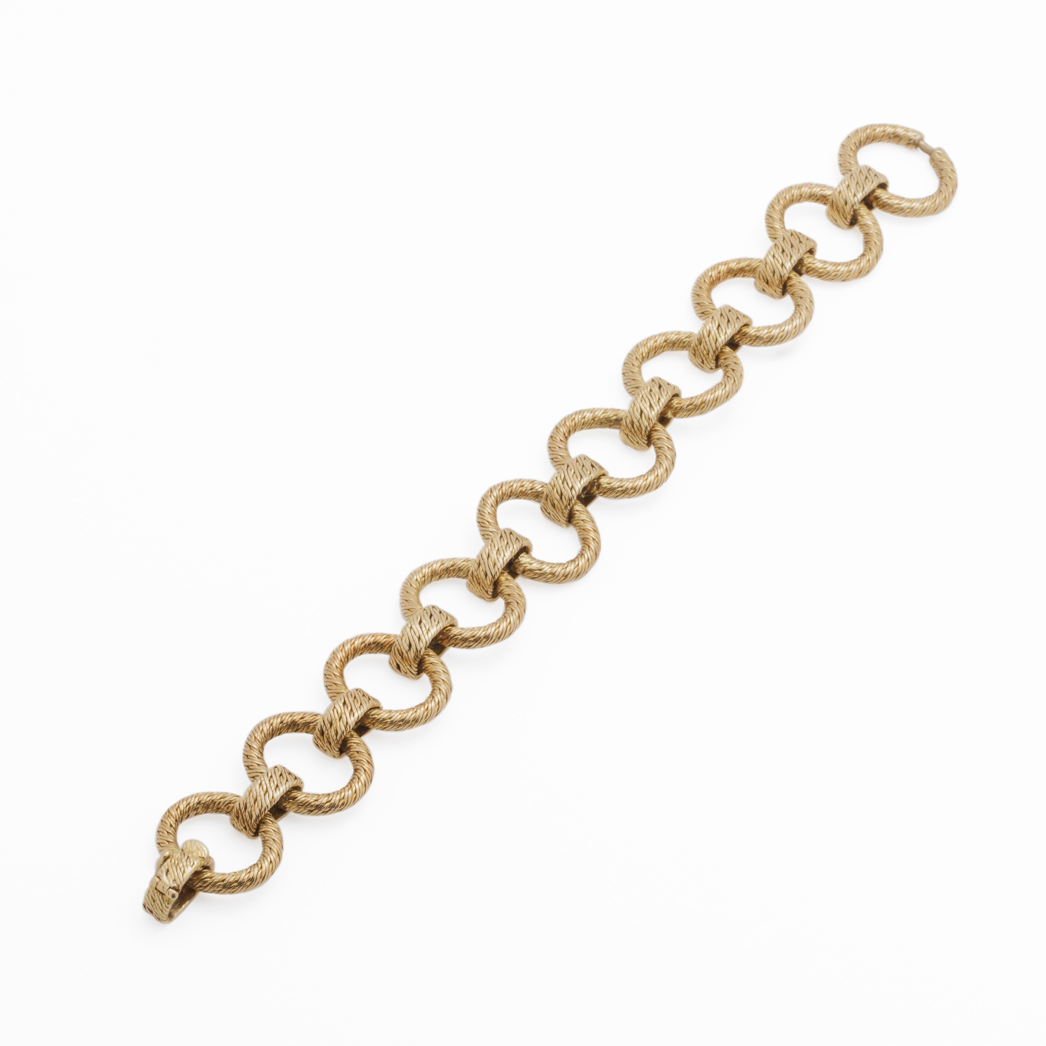 Georges Lenfant 18 Karat Yellow Gold Woven Circles Bracelet In Good Condition For Sale In New York, NY