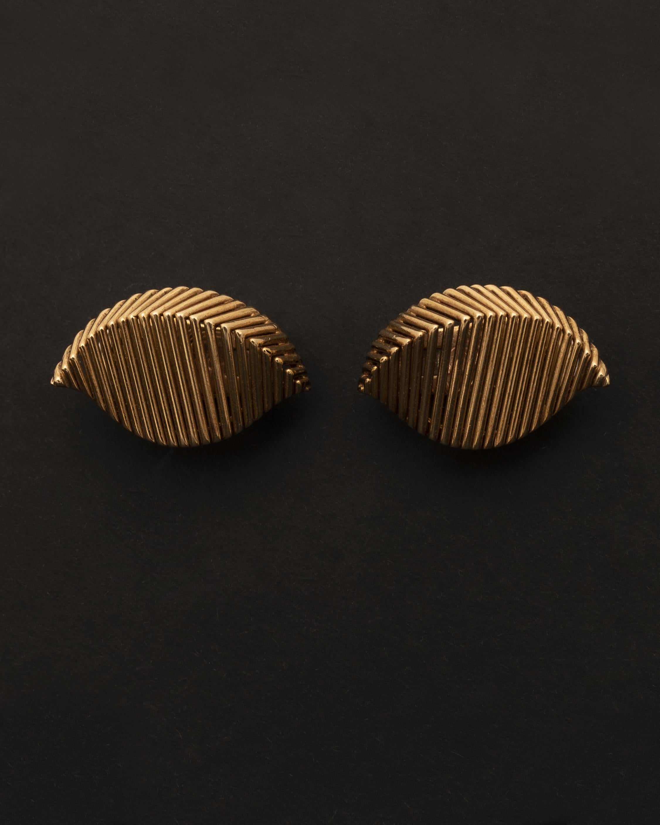 Georges Lenfant
Stunning 18k Gold Leaves Earrings, Circa 1960
Of Chevrons design, this pair of earrings are a fiercely modern work by Georges Lenfant, one of the most important workshop in Paris from the 1950 to 1980s, who worked for Hermes,