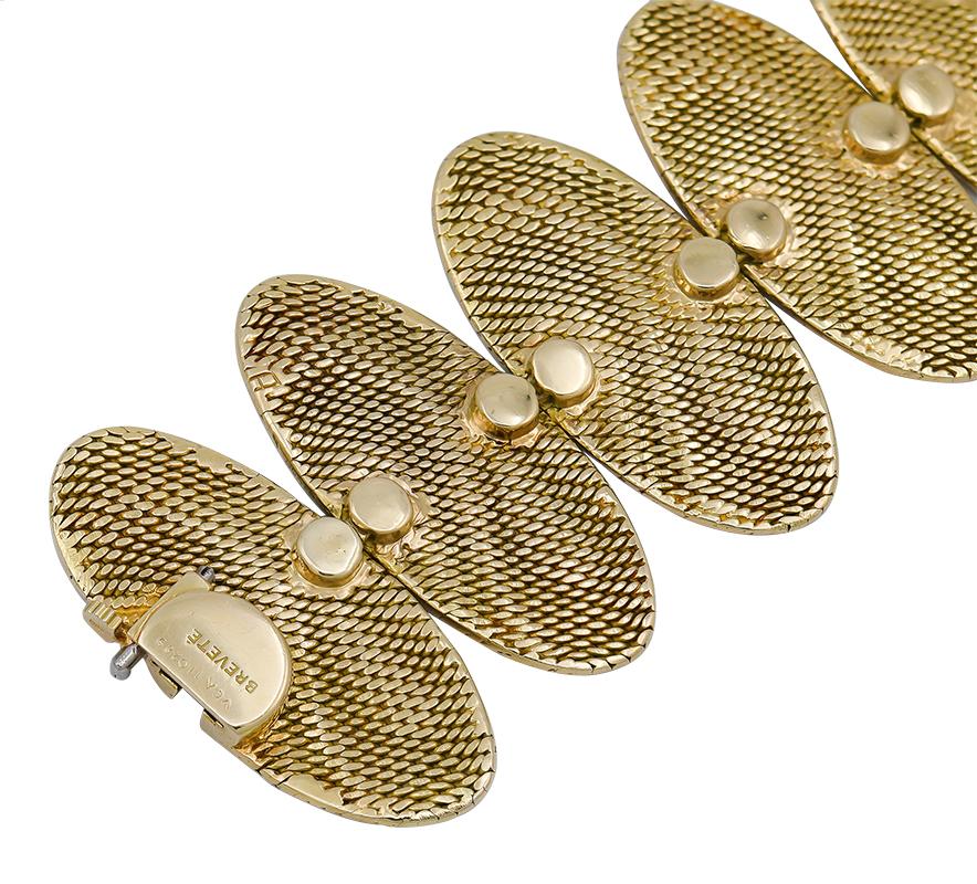 Georges Lenfant pour Van Cleef & Arpels Bracelet à maillons « Waves » en or, Paris Bon état - En vente à New York, NY