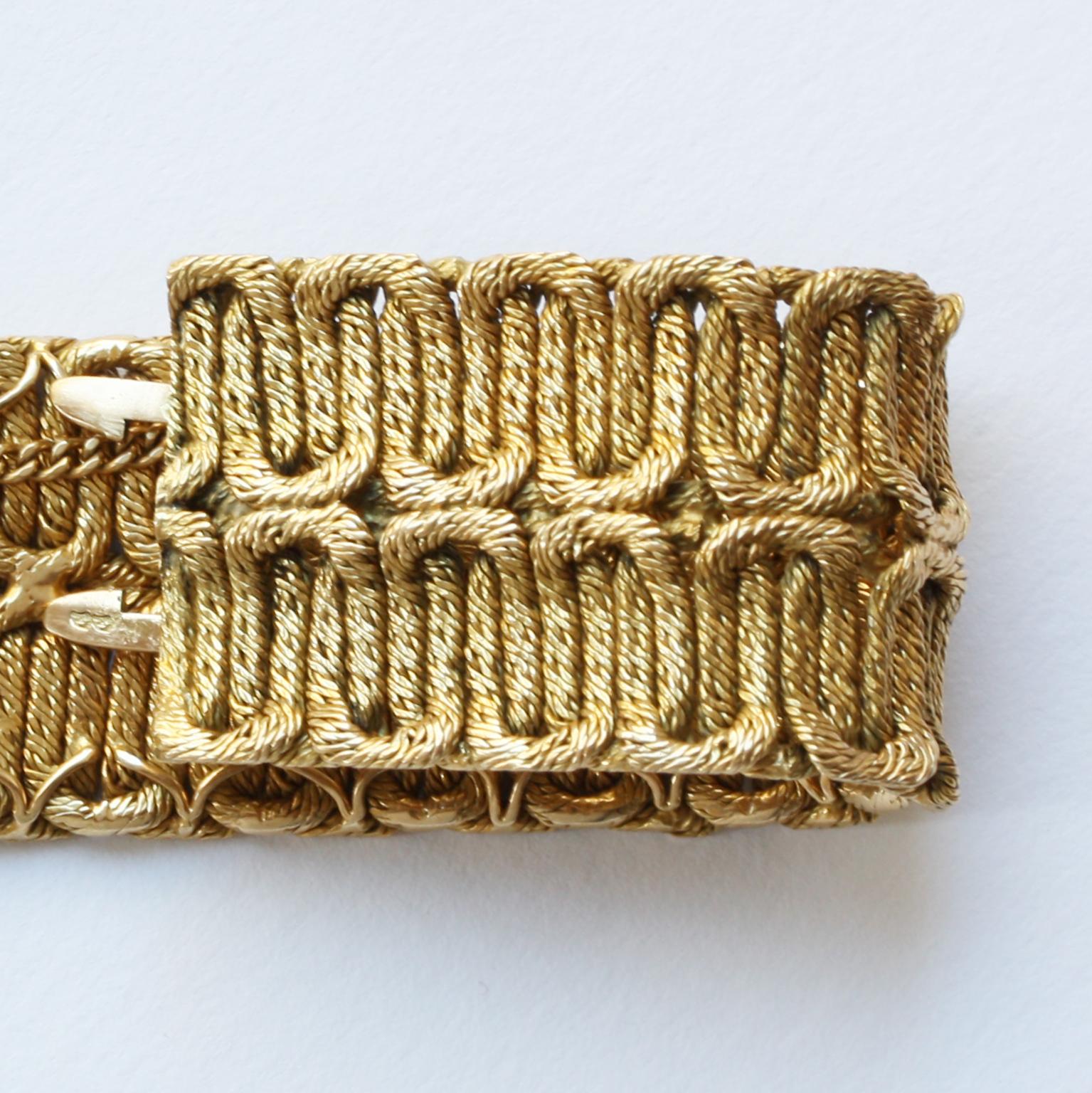 1970s Georges Lenfant Paris Gold Braided Bracelet In Excellent Condition In Amsterdam, NL
