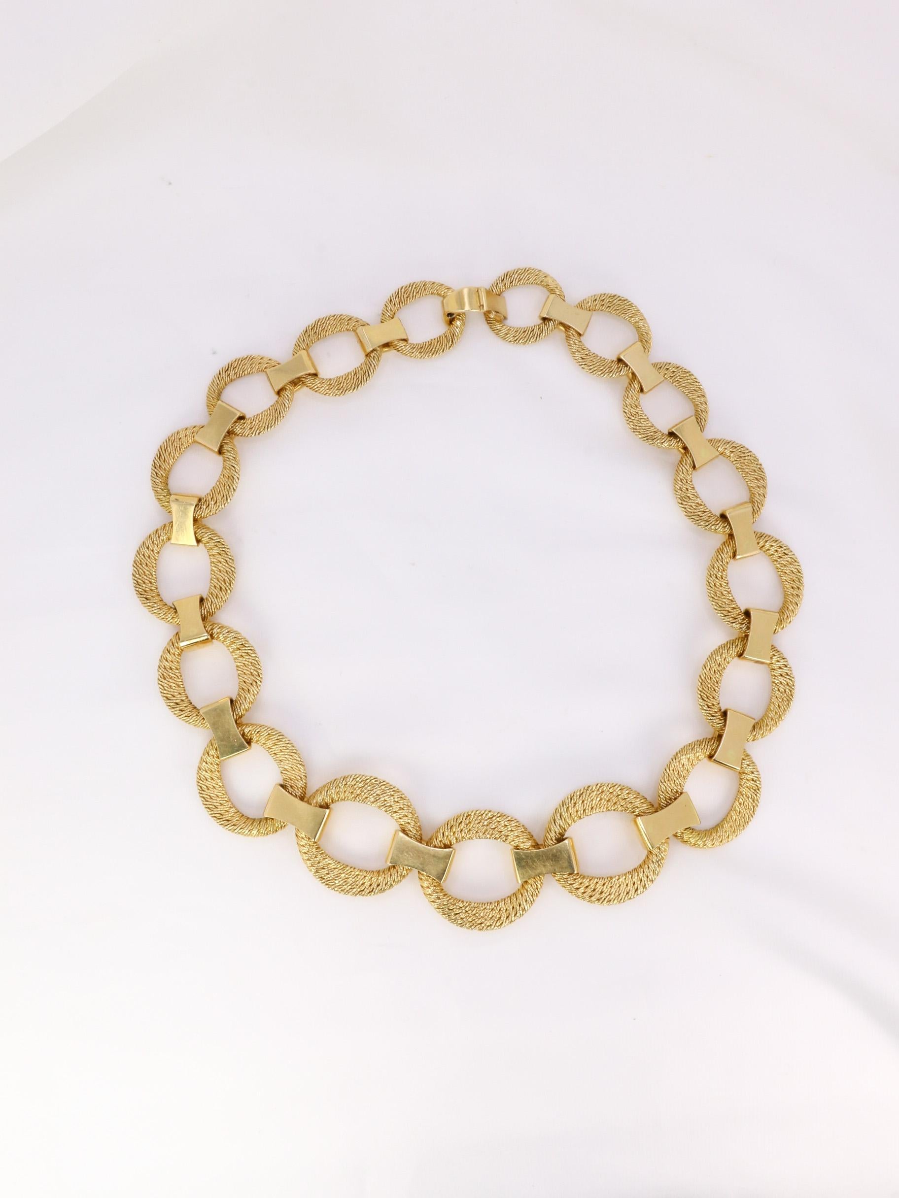 Georges Lenfant vintage necklace, yellow gold paillette model 3