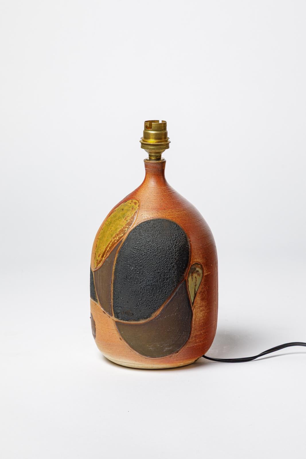 Mid-Century Modern Lampe à poser en céramique abstraite noire et marron Georges Martin 20TH CENTURY DESIGN en vente