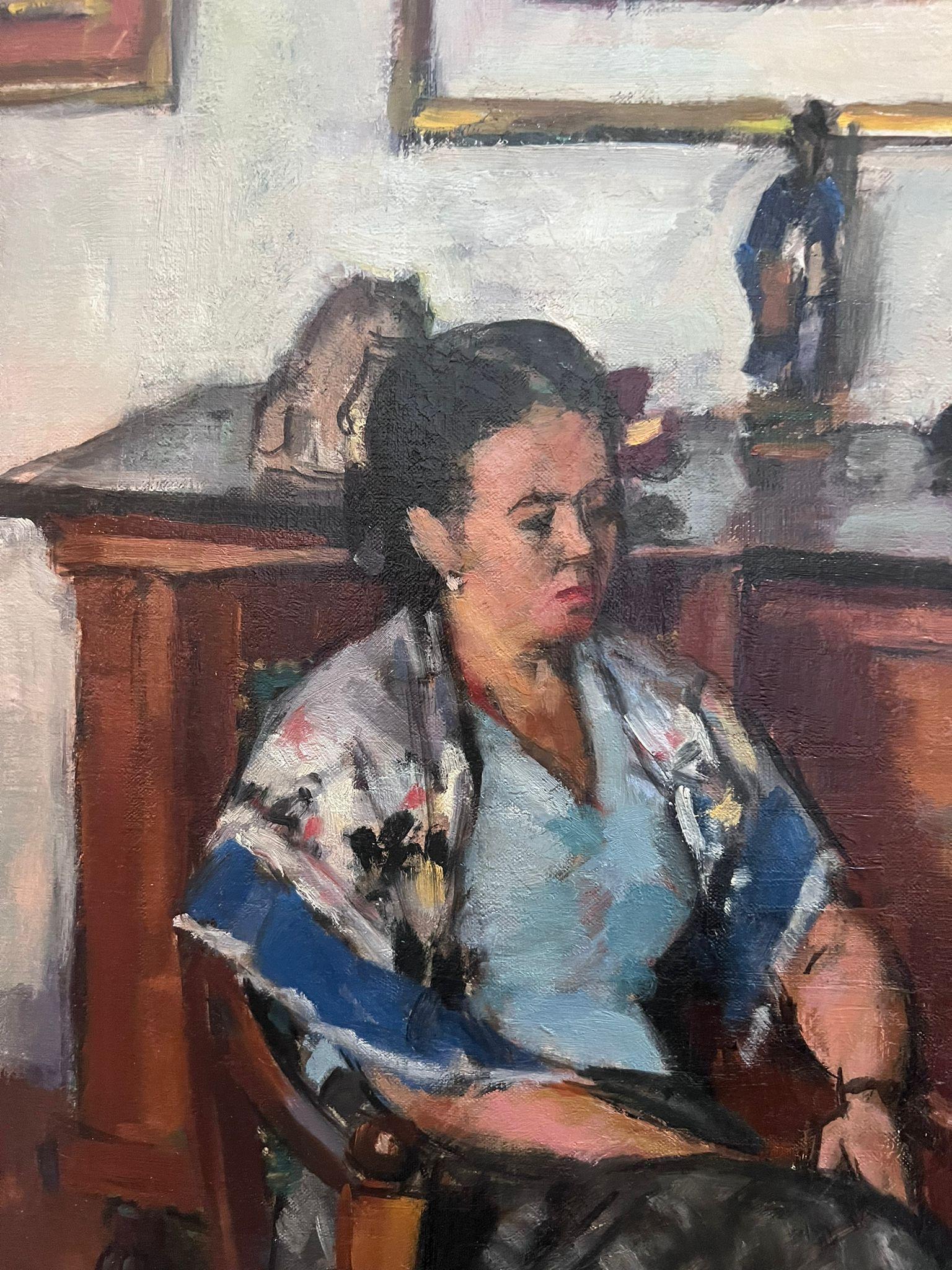 Signora seduta in una stanza interna
di Georges PACOUIL (1903-1996) Francese circa 1950
firmato nell'angolo anteriore inferiore
olio su tela
tela: 25,5 x 18 pollici
provenienza: collezione privata, Parigi
condizioni: ottime e solide condizioni 