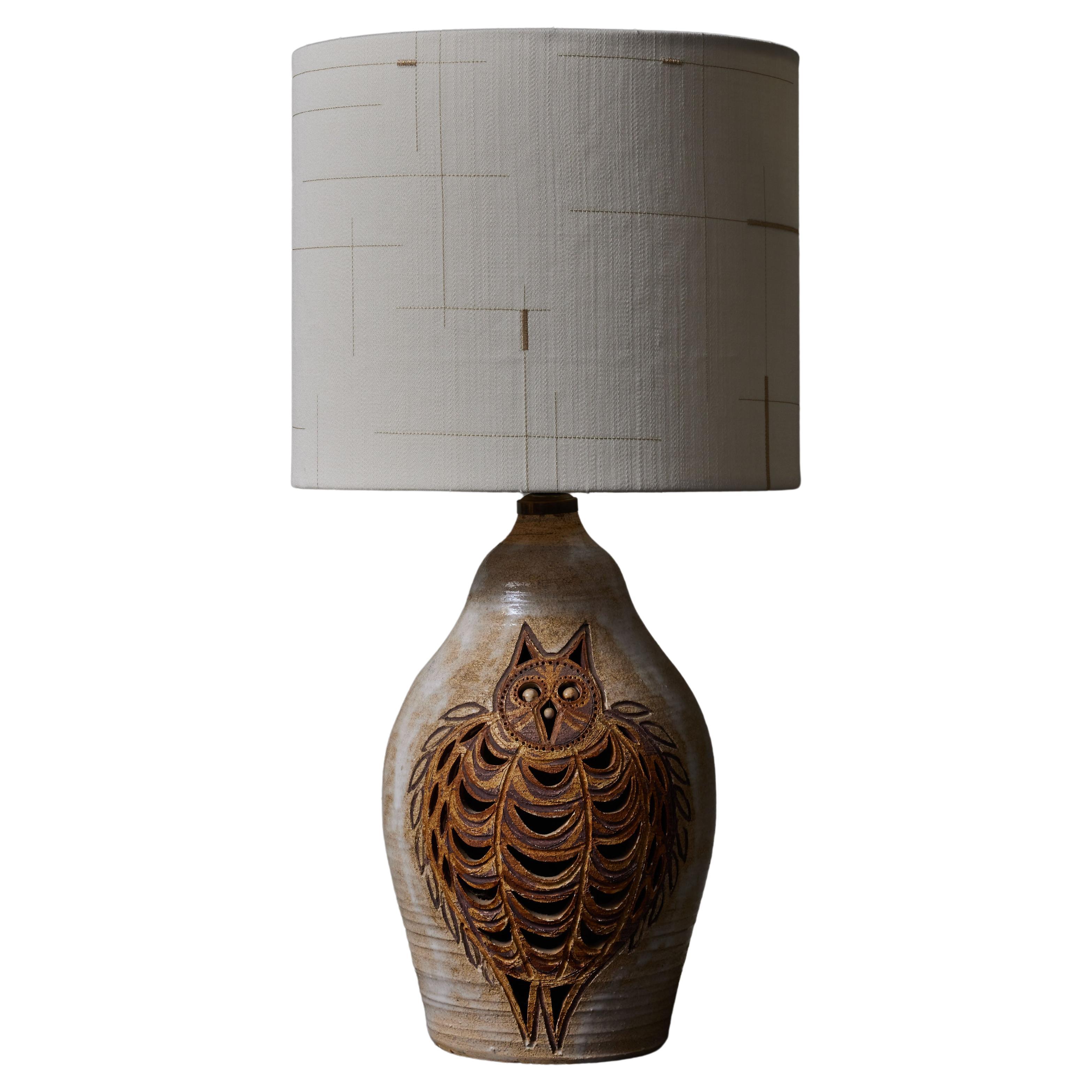 Georges Pelletier Ceramic Table Lamp With Owl Decor