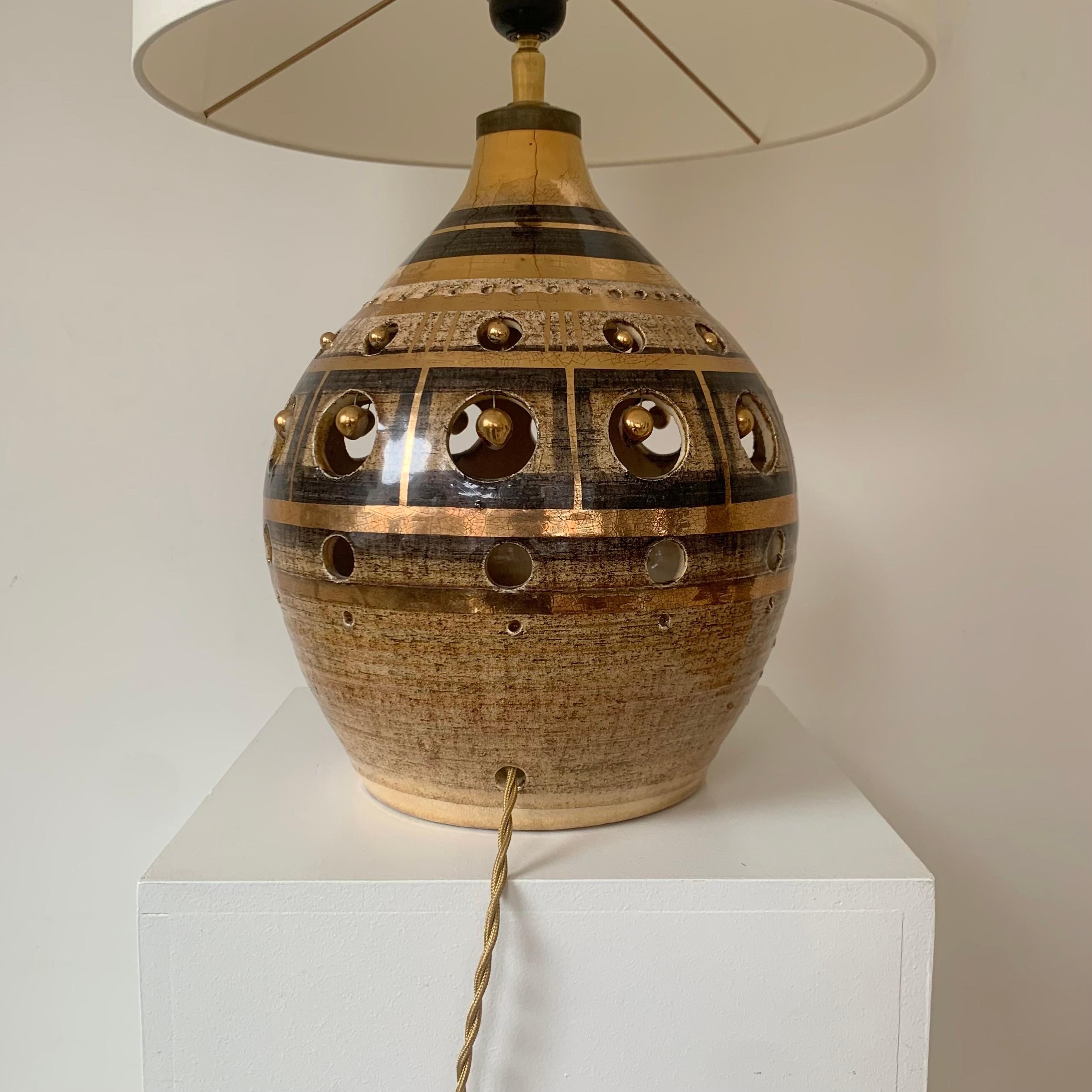 Georges Pelletier Gold and Brown Ceramic Table Lamp, circa 1970, France im Angebot 7