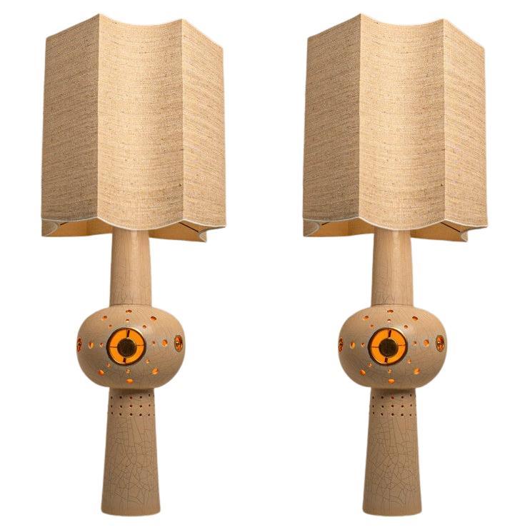 How do you identify an old floor lamp?