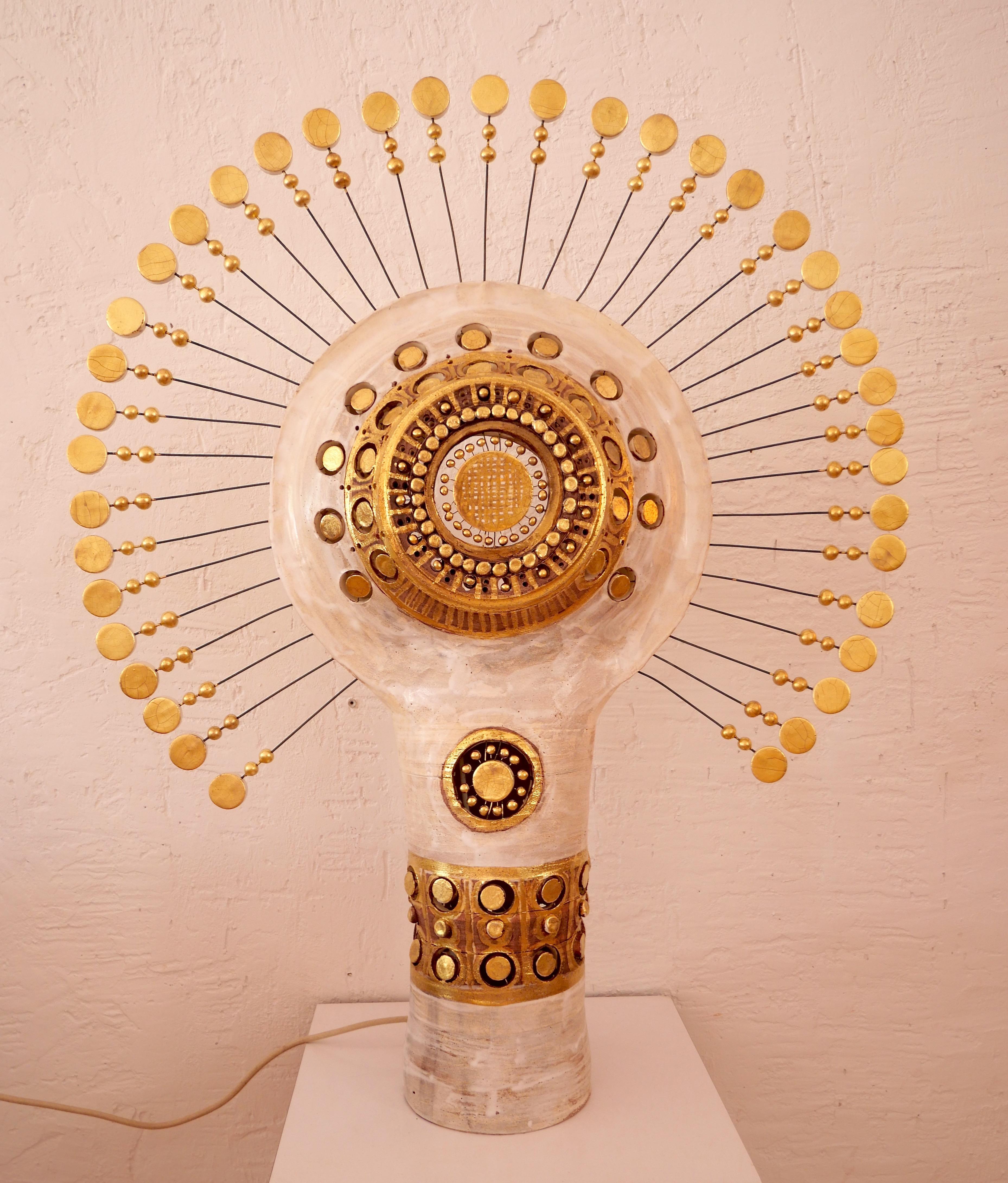 Georges Pelletier Sonnenlampe aus Weißgold und brauner emaillierter Keramik, 2020 (Französisch) im Angebot