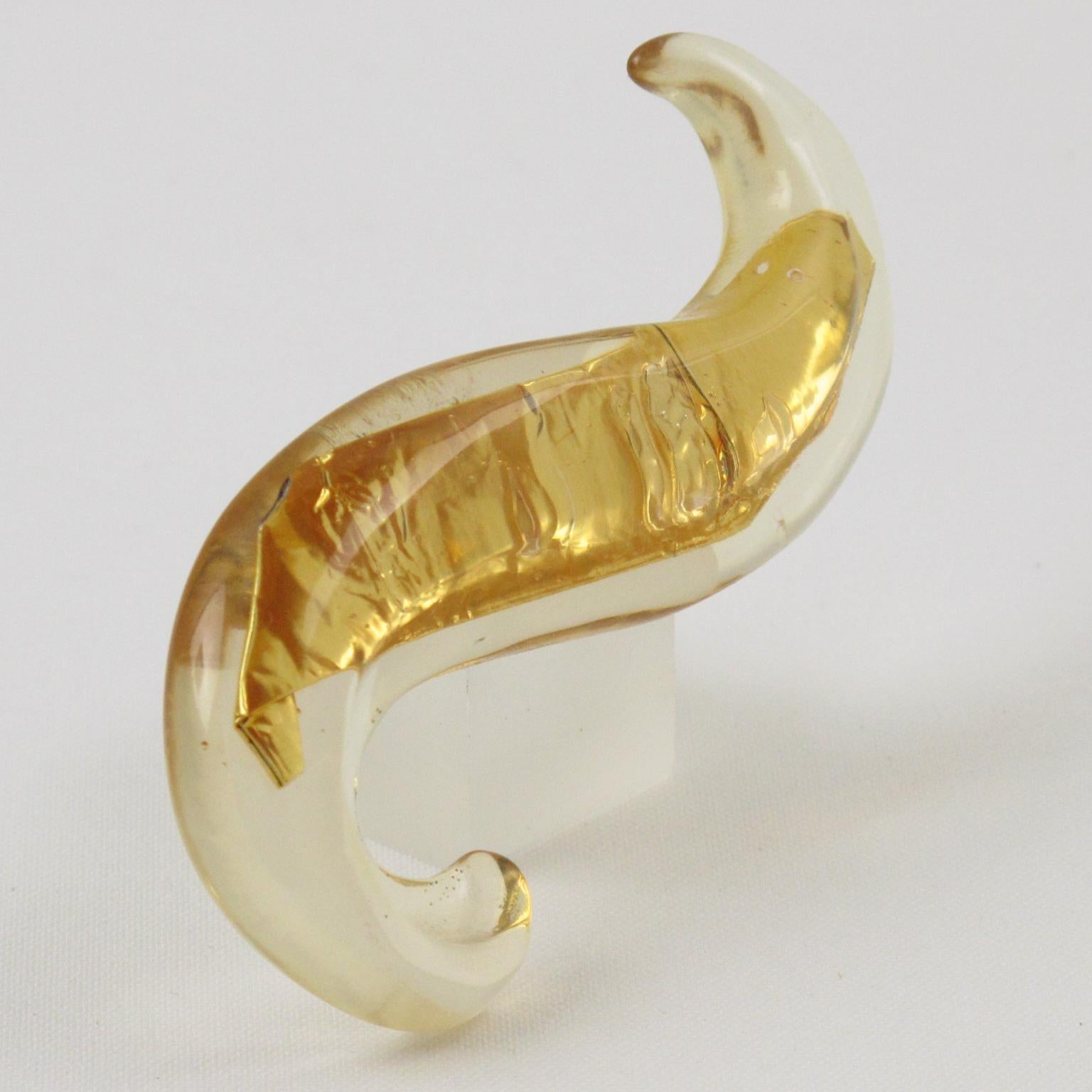 Georges Rech París Broche de lucita con incrustaciones de pan de oro en venta 3