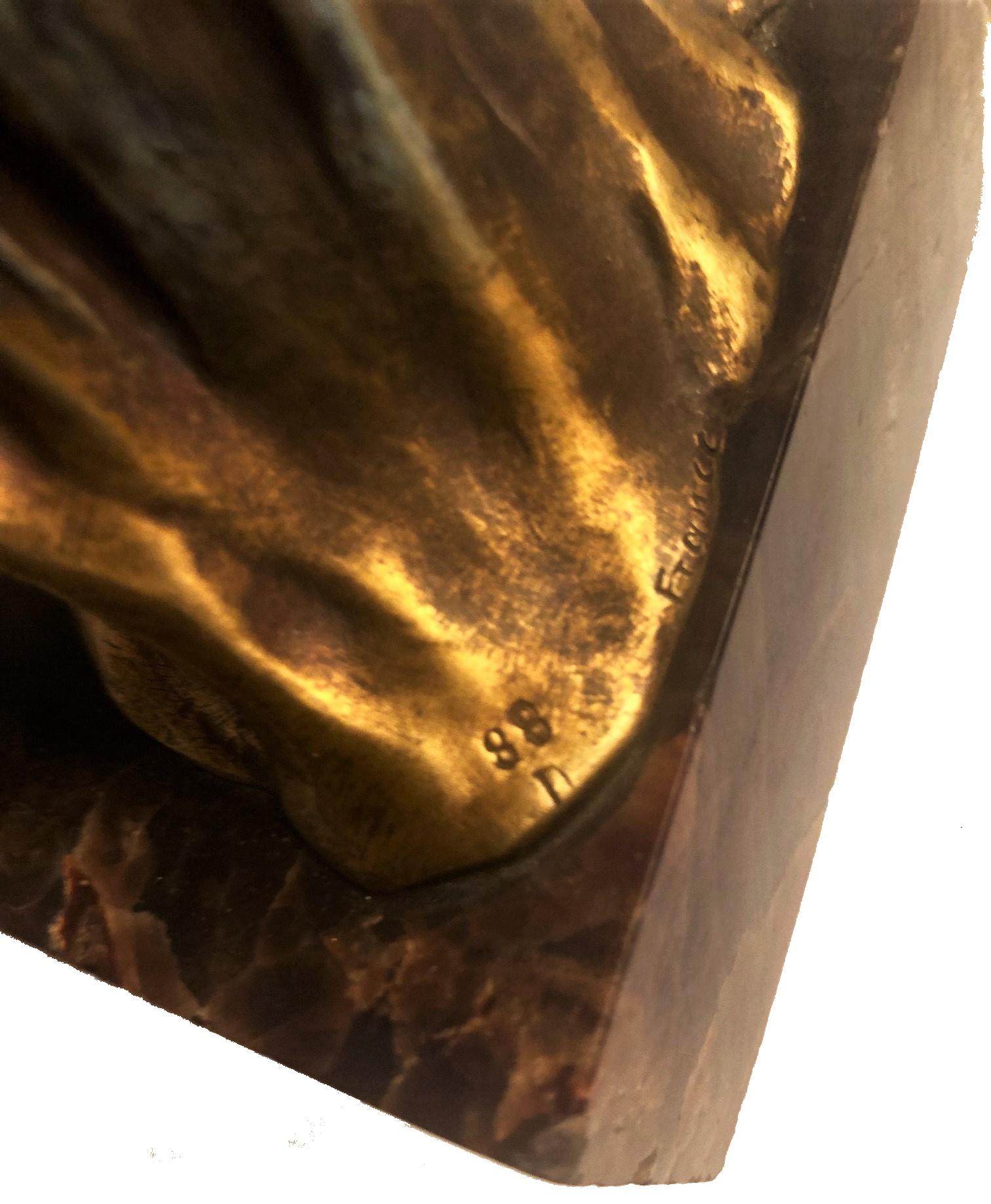 Lectrice, sculpture française en bronze doré, Georges Van Der Straeten, 1888 en vente 3