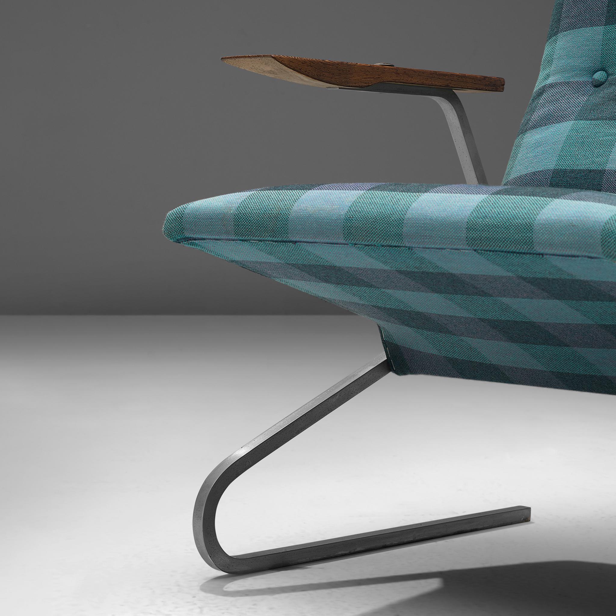 Georges van Rijck 'Cantilever' Sessel mit blau karierter Polsterung im Angebot 1