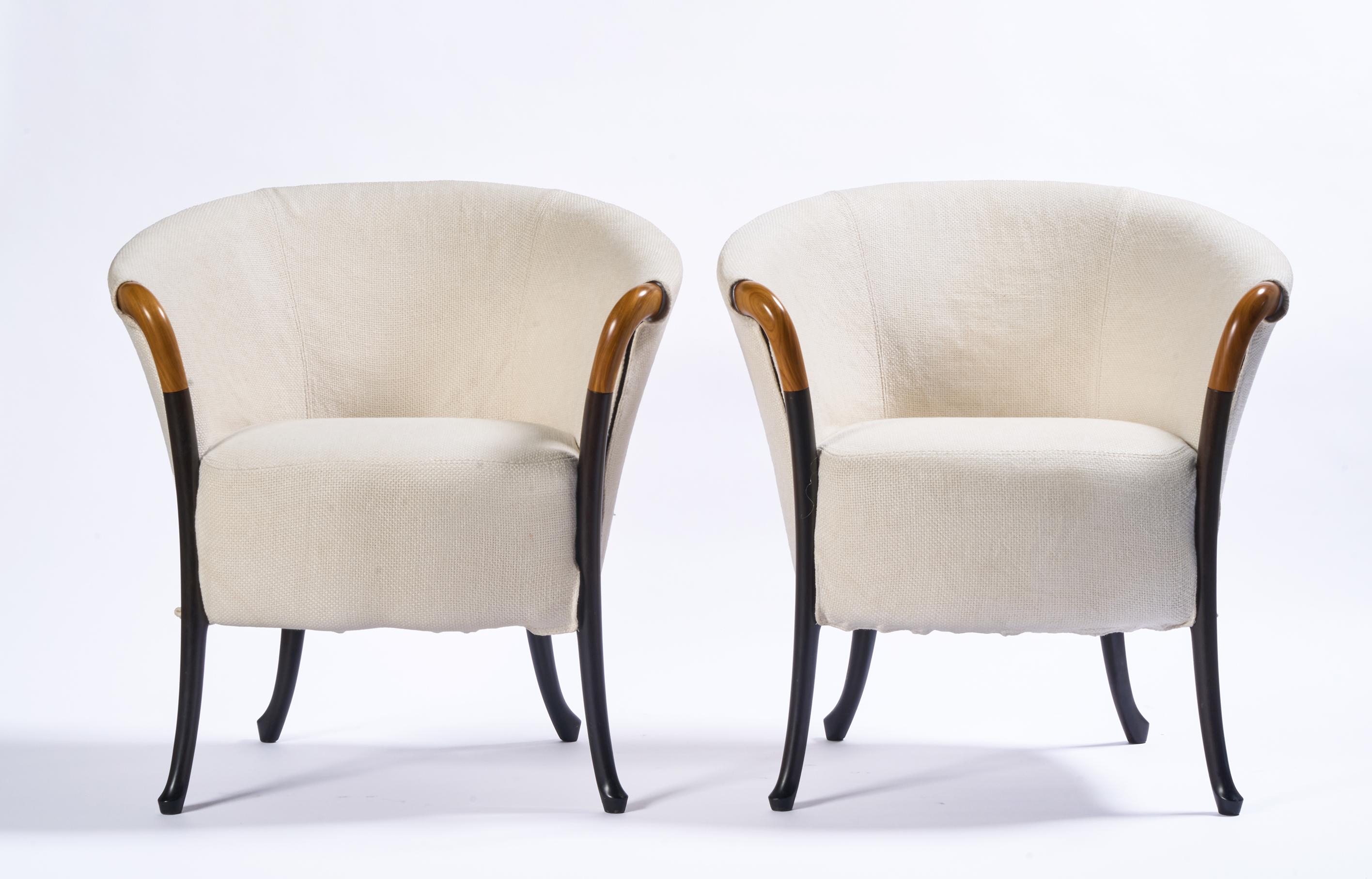 Italiano Sedie Georgetti Progetti, tessuto, legno, Una coppia in vendita