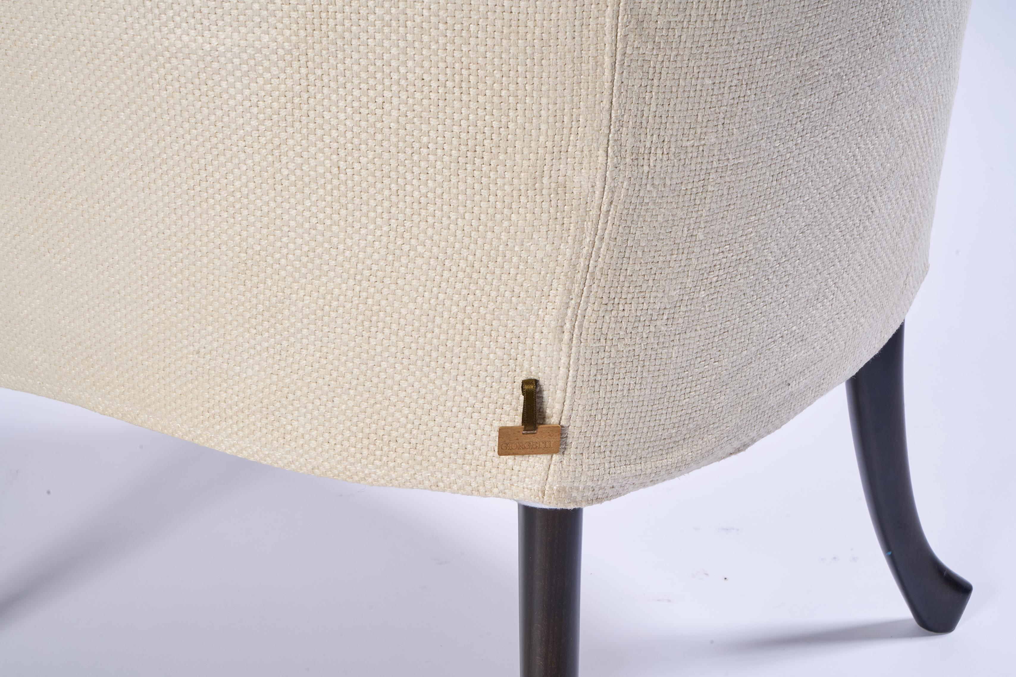 Sedie Georgetti Progetti, tessuto, legno, Una coppia in vendita 2