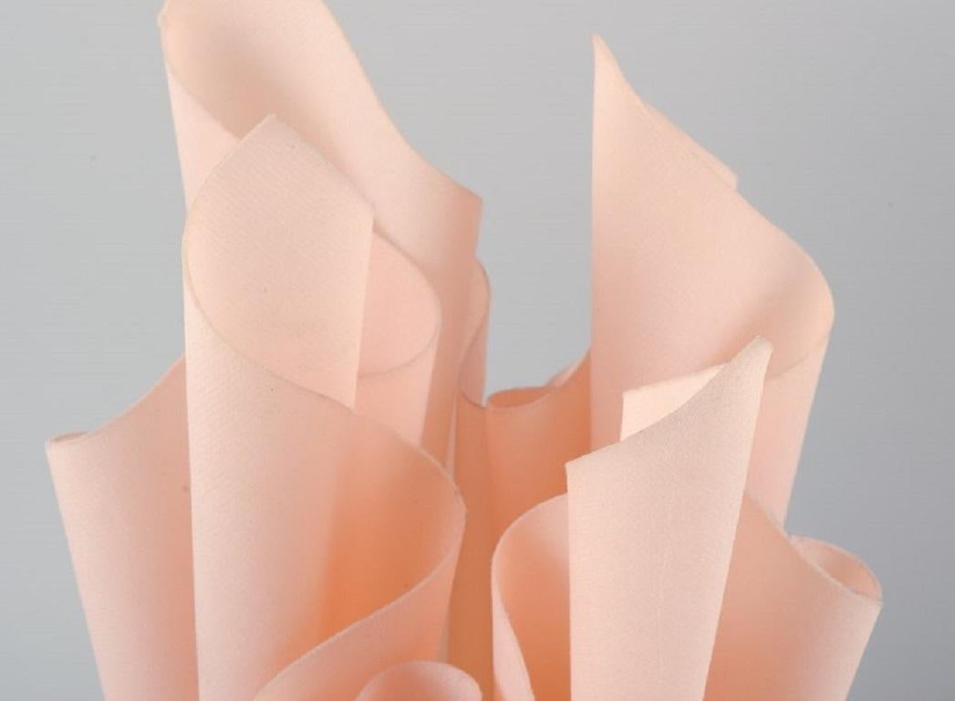 Georgia Jacobs, French Designer, a Pair of Rose-Coloured Table Lamps in Resin In Good Condition For Sale In Copenhagen, DK