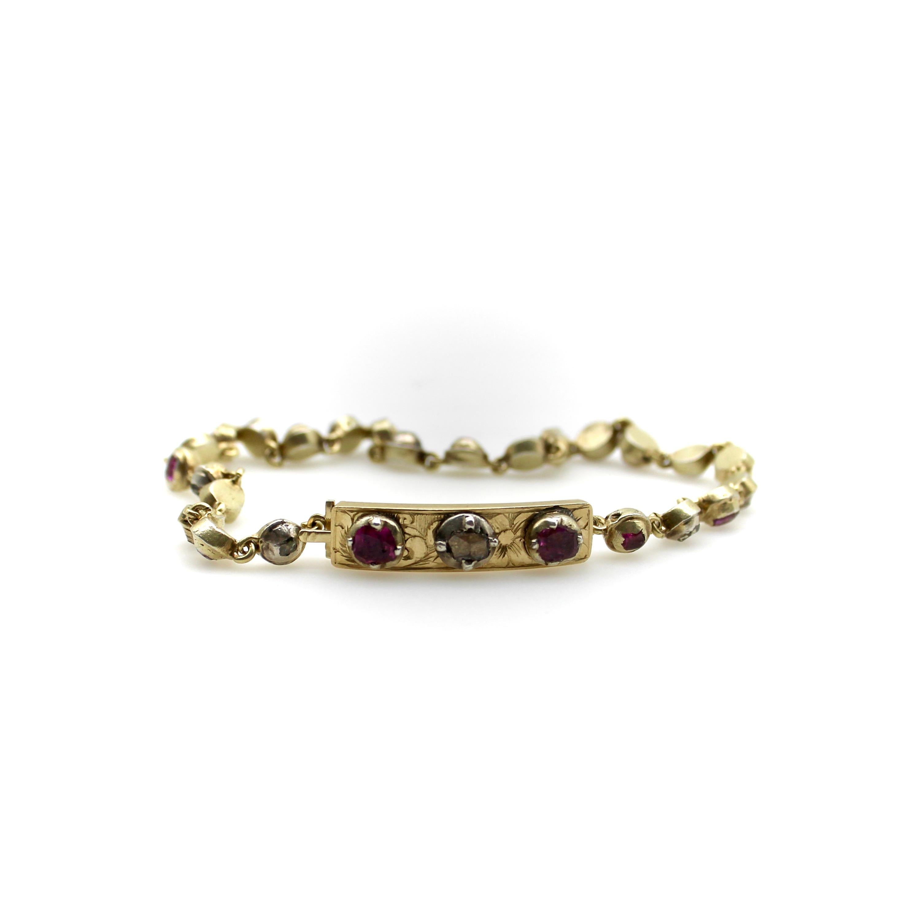 Bracelet géorgien en or 14 carats avec diamants et rubis Bon état - En vente à Venice, CA
