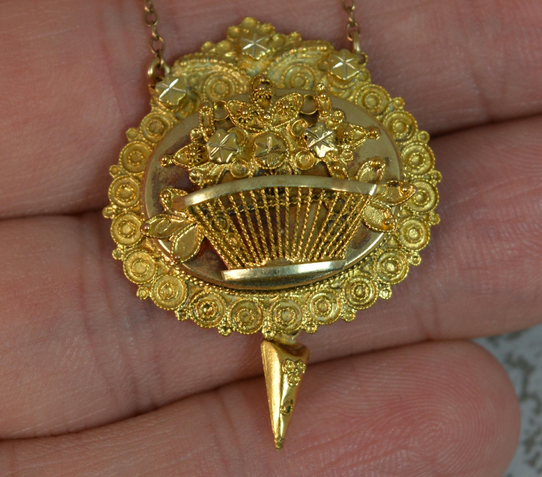 George III Georgian 15 Carat Gold Giardinetti Pendant and Chain