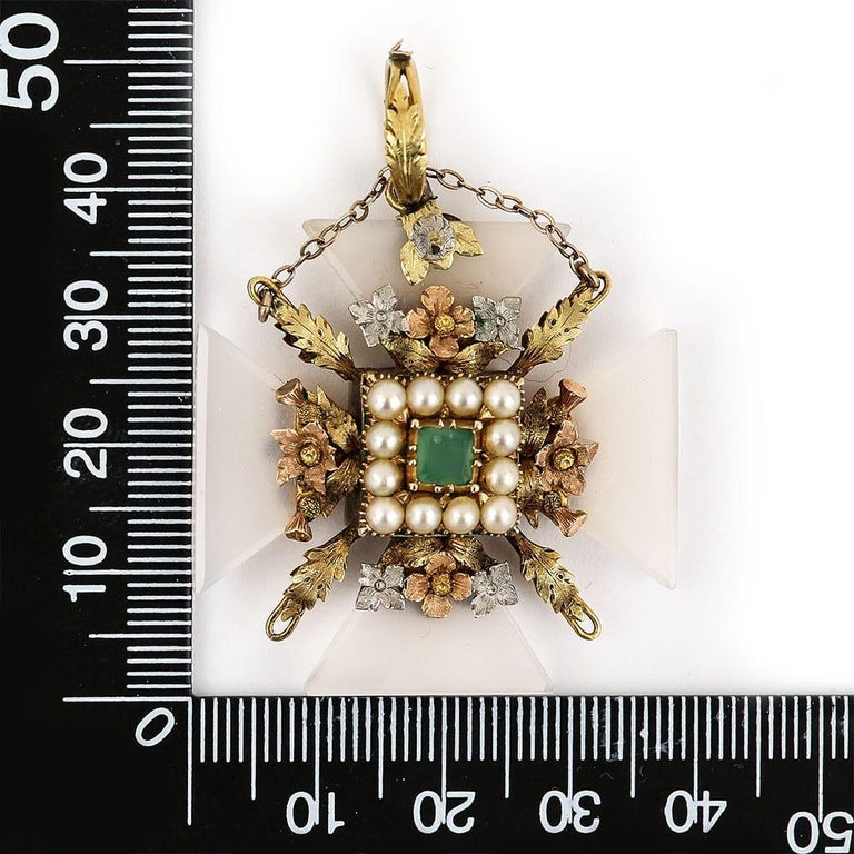 Georgian 15ct Gold Chalcedony Maltese Cross Pendant and Chain, Circa ...