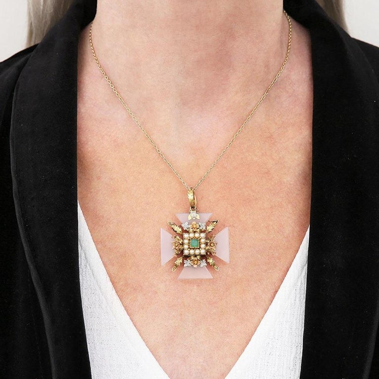 Georgian 15ct Gold Chalcedony Maltese Cross Pendant and Chain, Circa ...