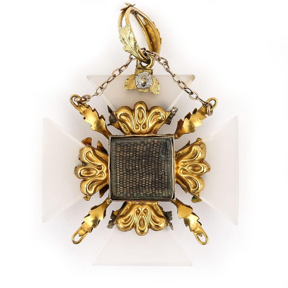 Georgian 15ct Gold Chalcedony Maltese Cross Pendant and Chain, Circa 1830 1