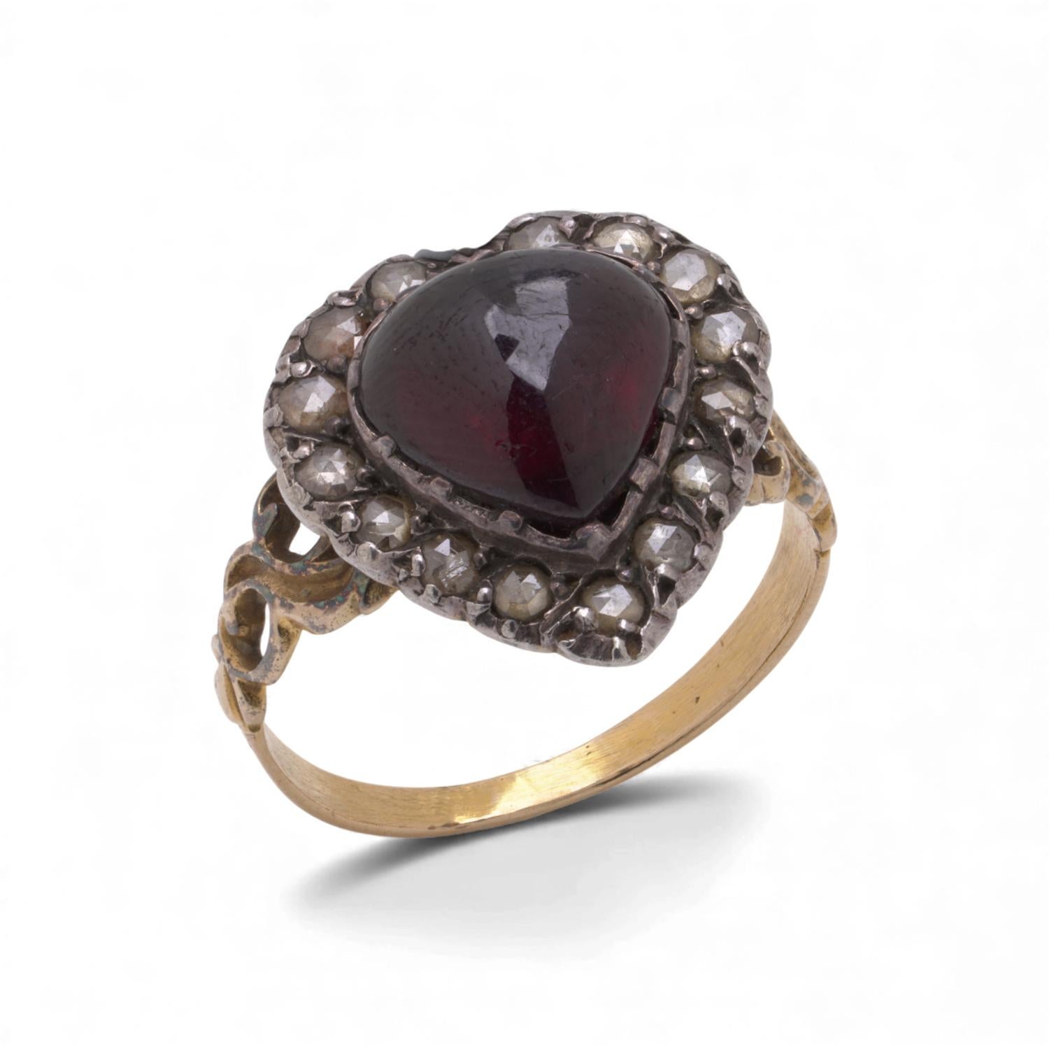 Georgian 15KT Gold Heart-Shaped Garnet & Rose-Cut Diamond Ring, Circa 1800 For Sale 1