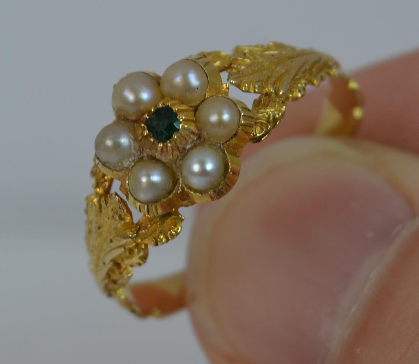 Georgian 18 Carat Gold Pearl and Emerald Daisy Cluster Ring 2