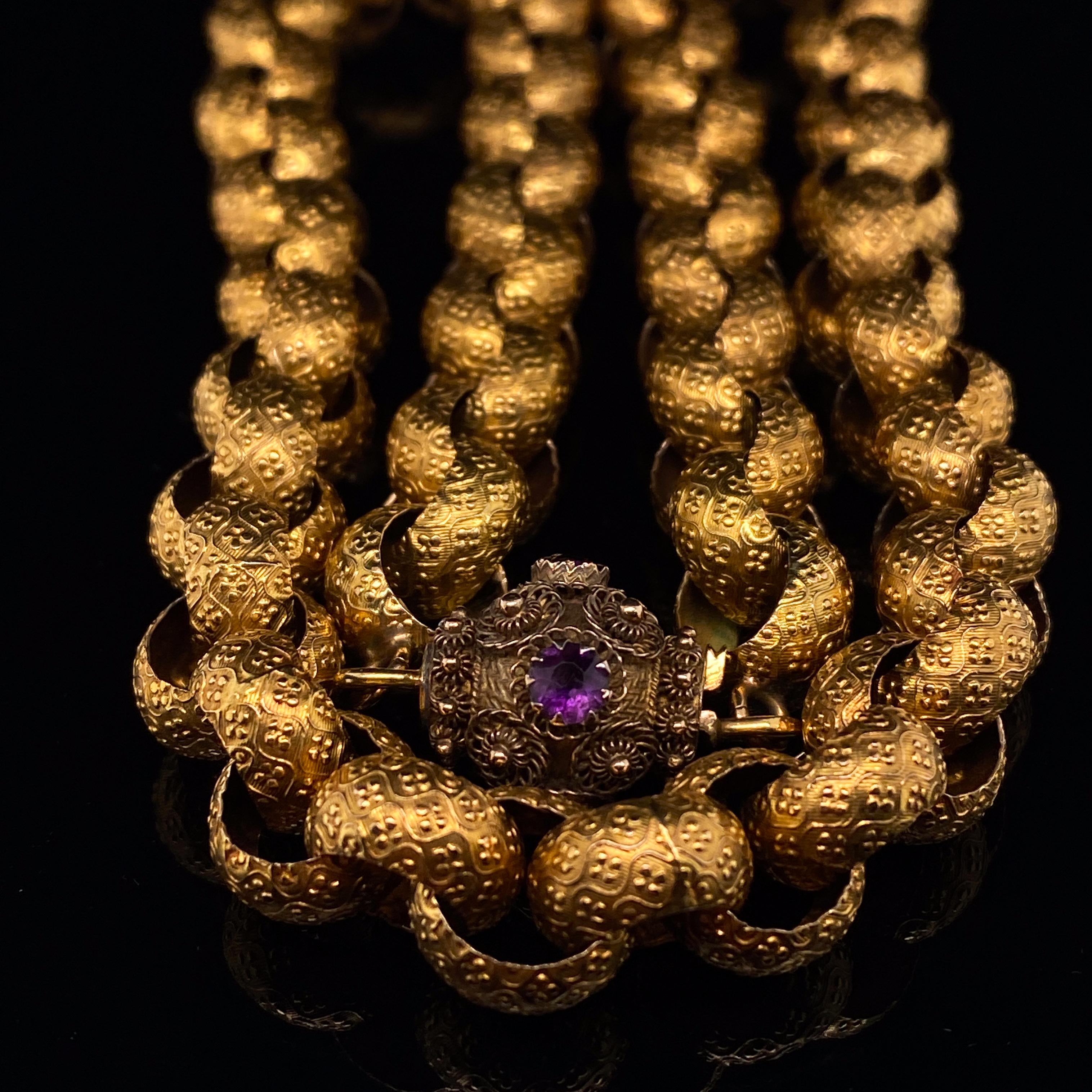 Georgian 18 Karat Gold Chain Amethyst Set Clasp, Circa 1790 2