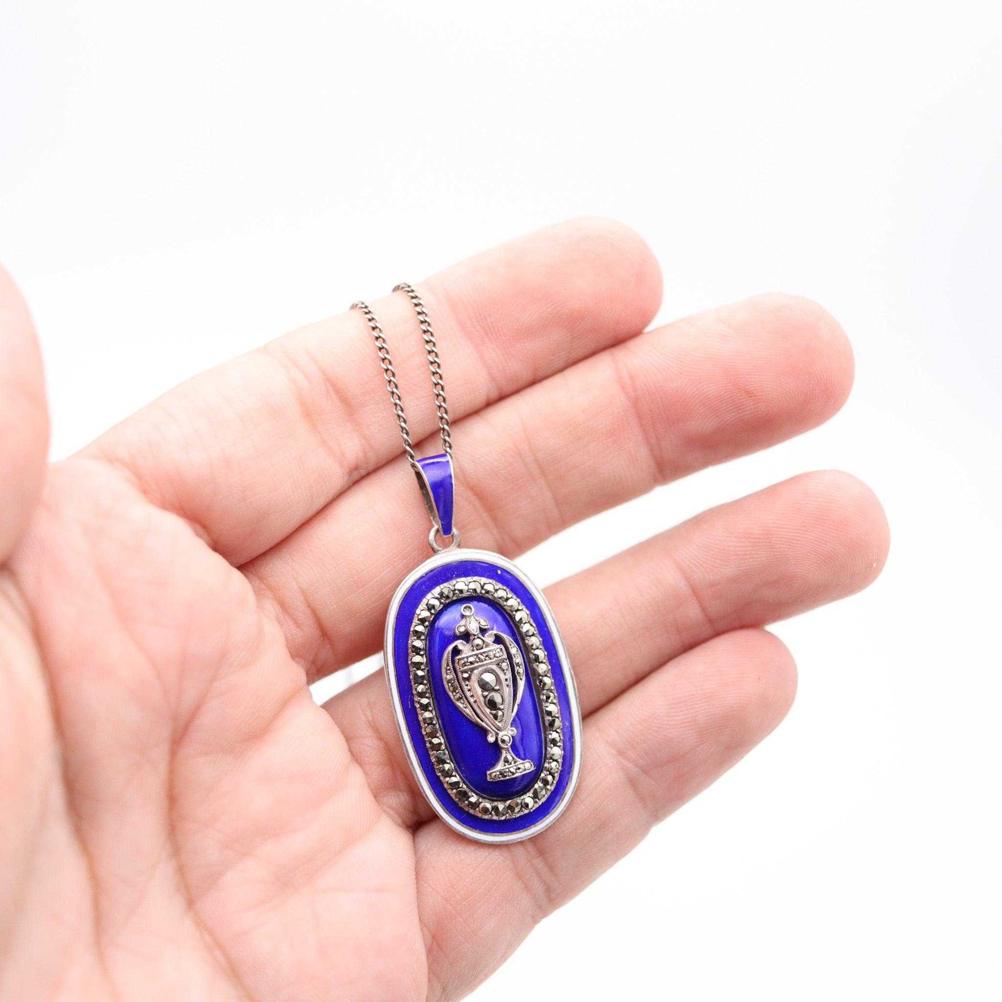 Grezzo Collana GEORGIANA 1820 in argento smaltato bianco e blu con marcasite in vendita