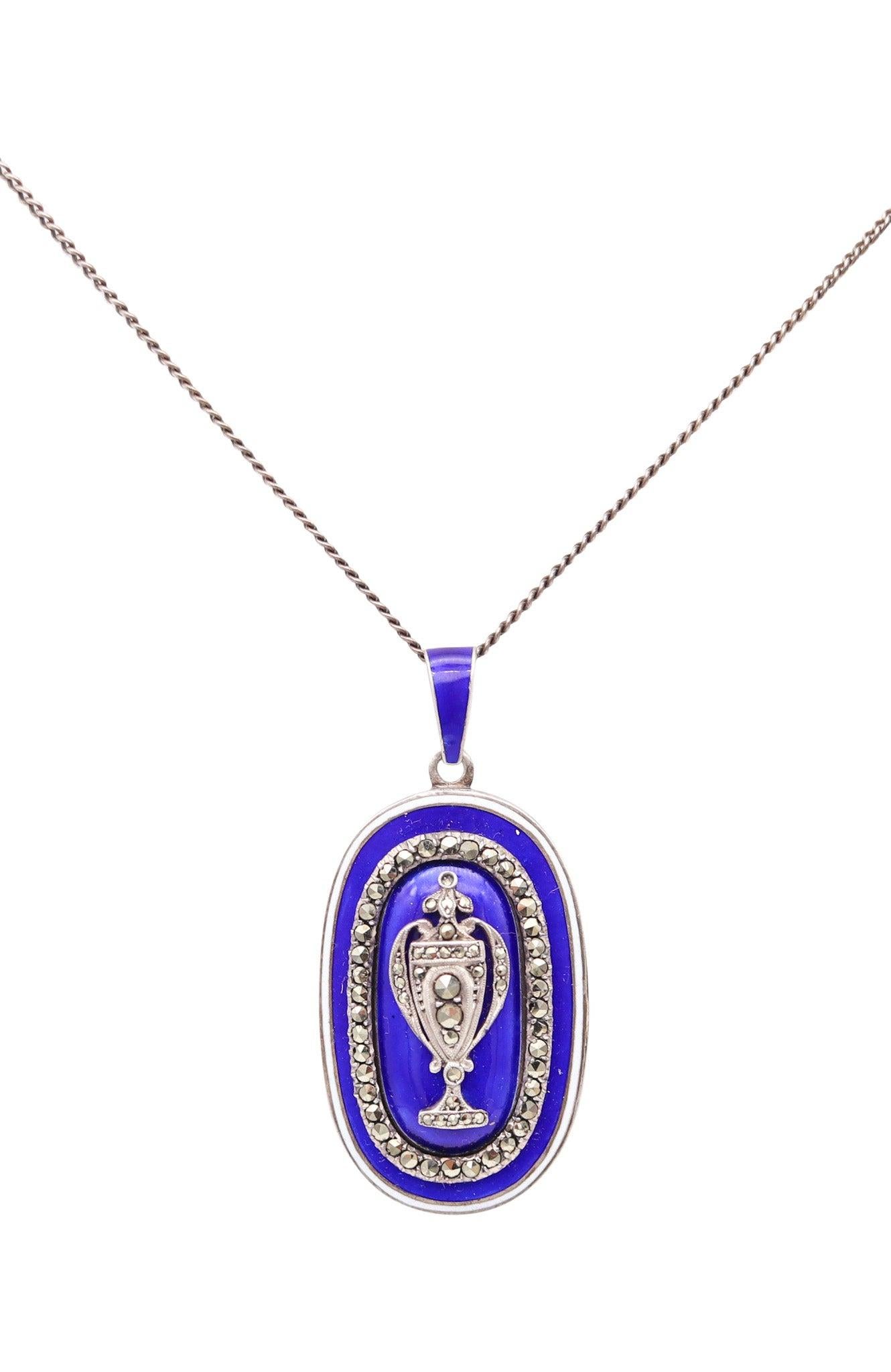 Collana GEORGIANA 1820 in argento smaltato bianco e blu con marcasite in vendita 1