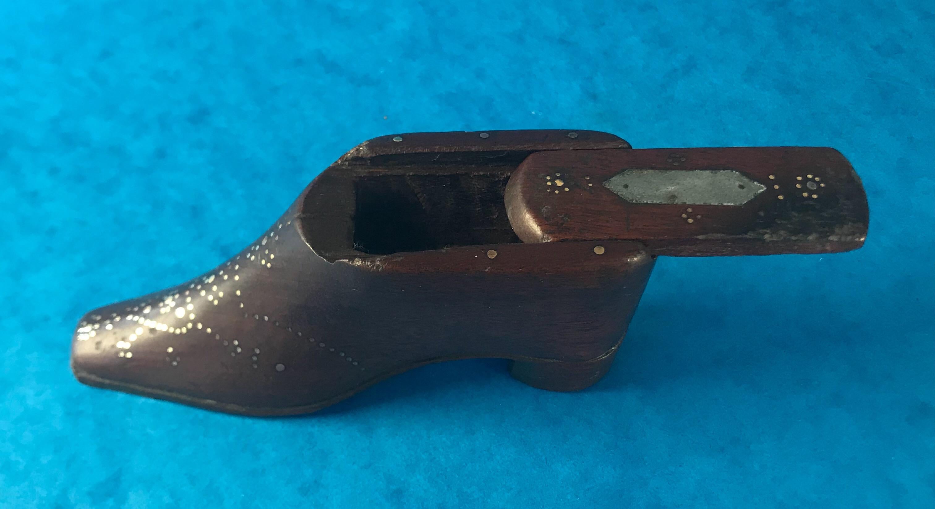 Georgian 1840 Mahogany Snuff Shoe For Sale 3