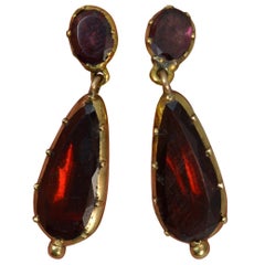 Georgian 18 Carat Gold Foiled Garnet Drop Dangle Screw Back Earrings