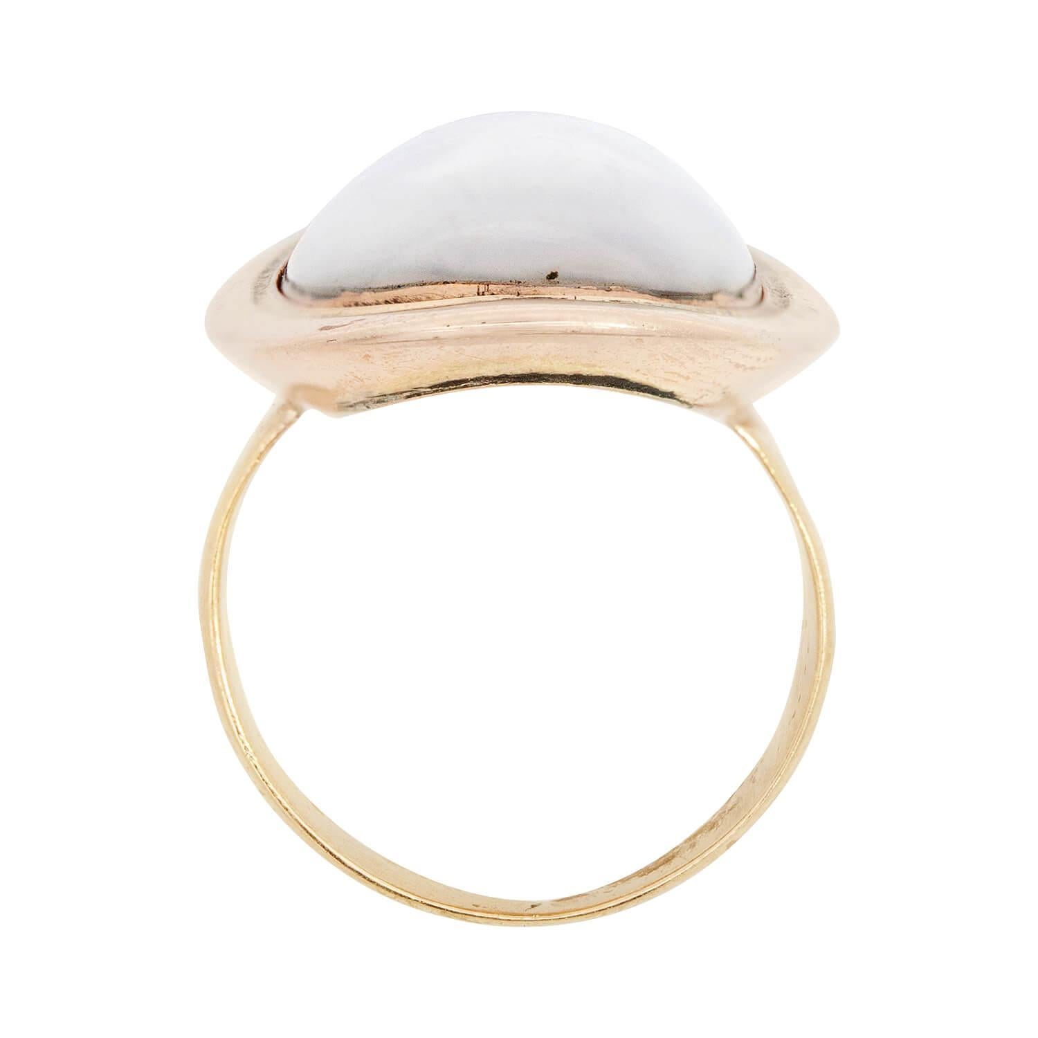Georgian 18k Urn Mourning Ring Bon état - En vente à Narberth, PA