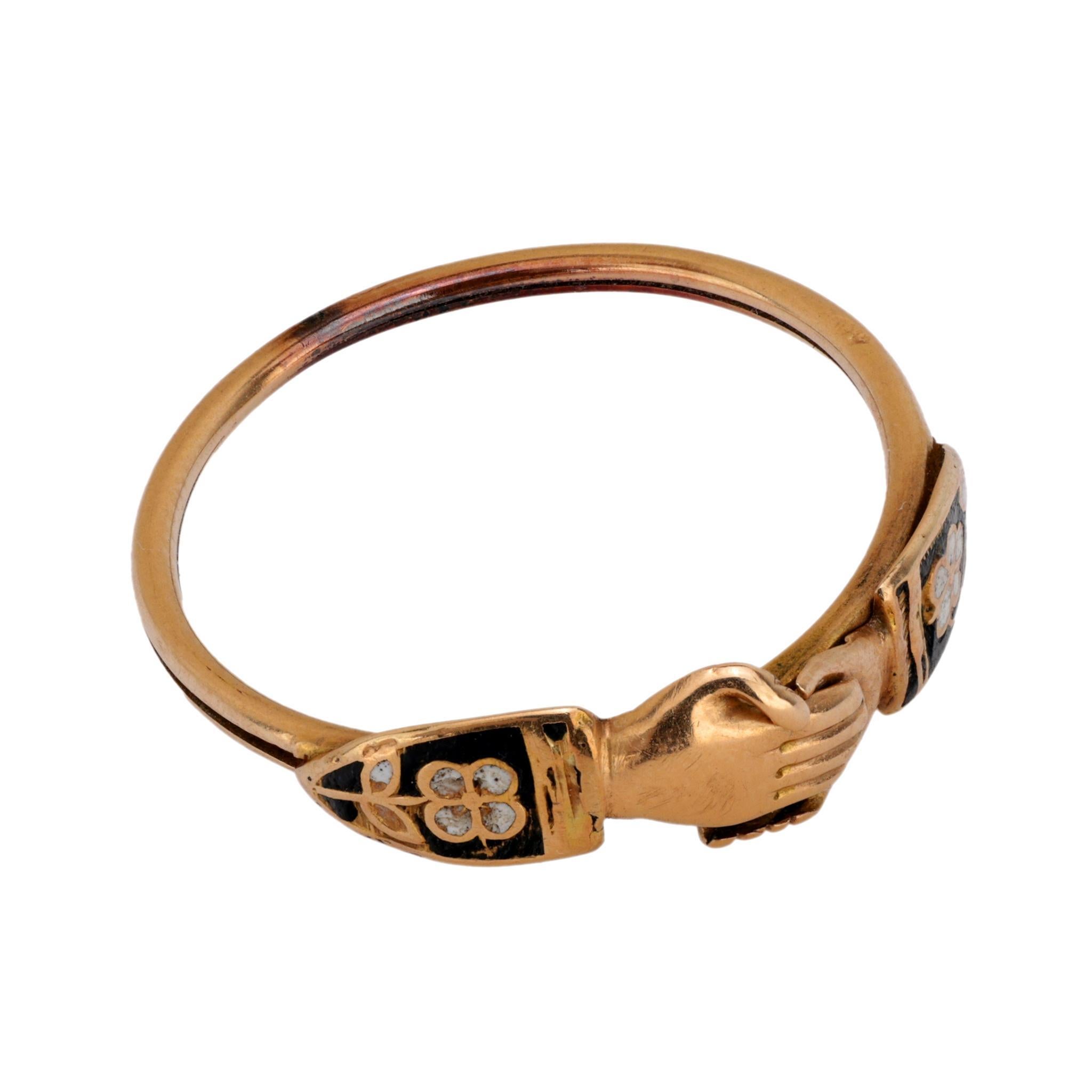 Georgianischer 18 Karat Gelbgold mit Emaille forget me nots clasped Fede-Ring im Zustand „Hervorragend“ in Beverly Hills, CA