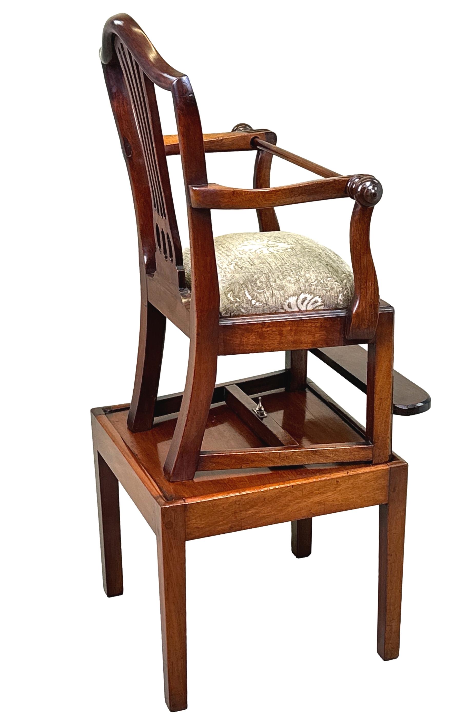 Anglais Chaise haute géorgienne du 18e siècle pour enfant en vente